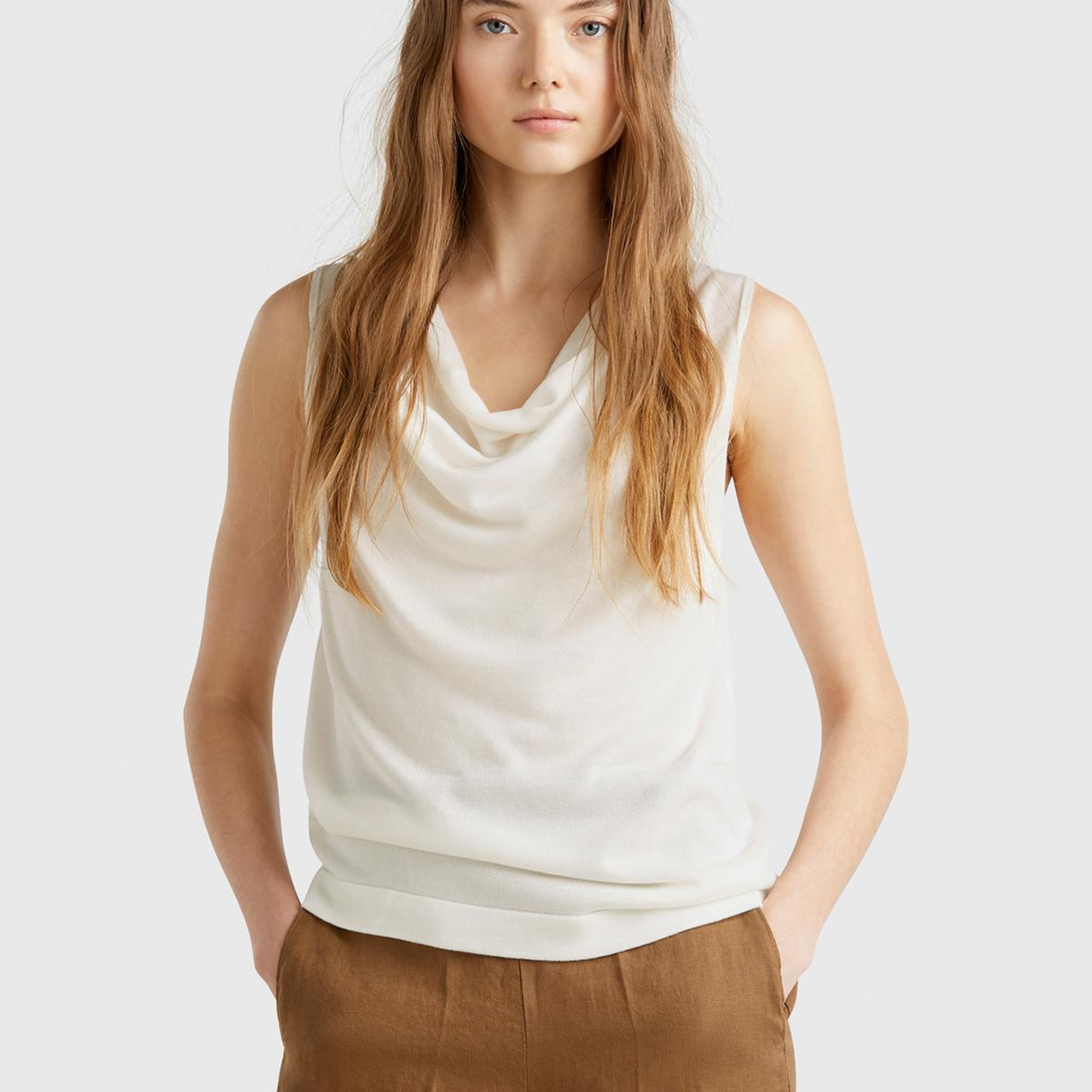 Kadın Krem %100 Liyosel Kolsuz Regular Fit Kazak