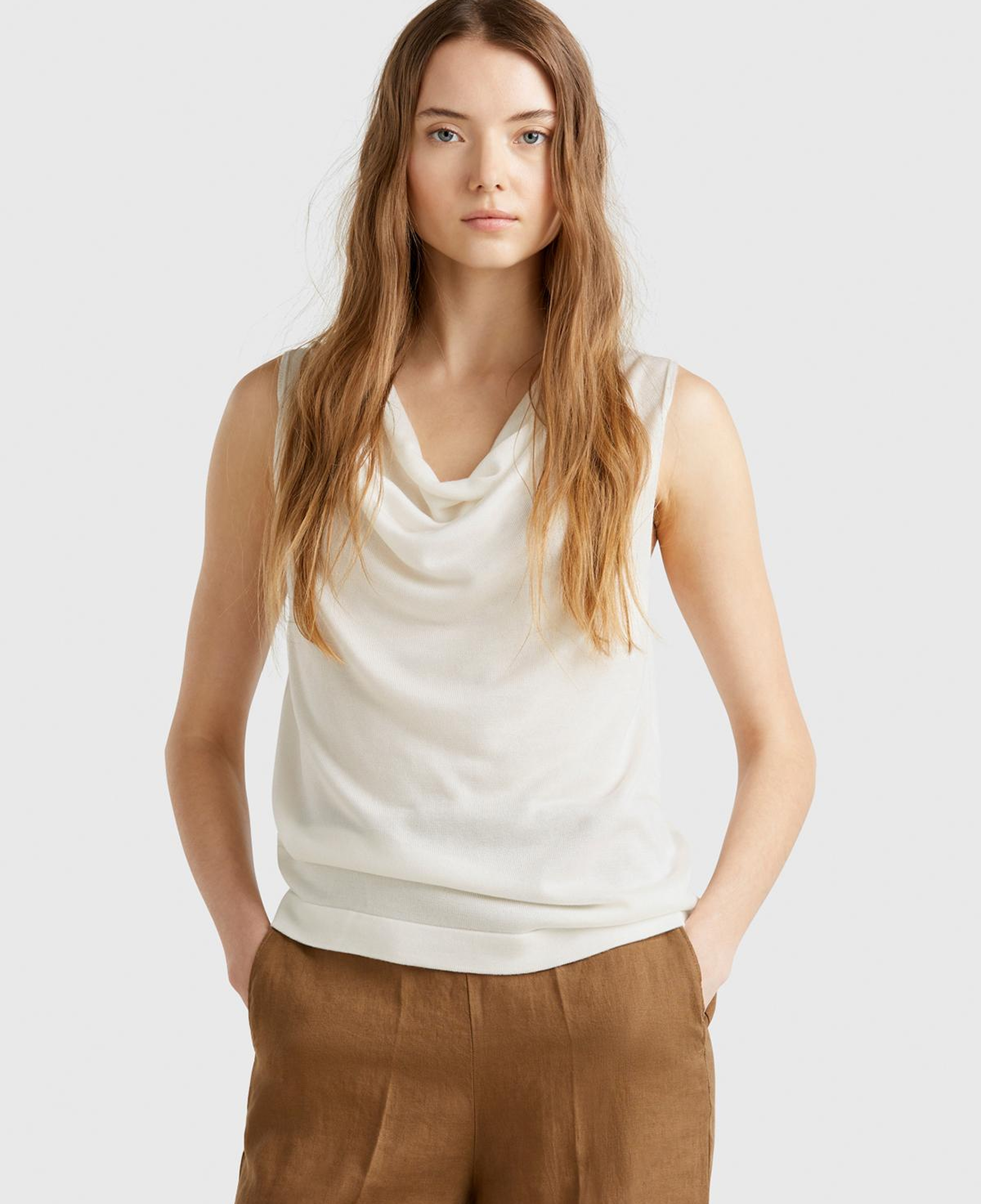 Kadın Krem %100 Liyosel Kolsuz Regular Fit Kazak