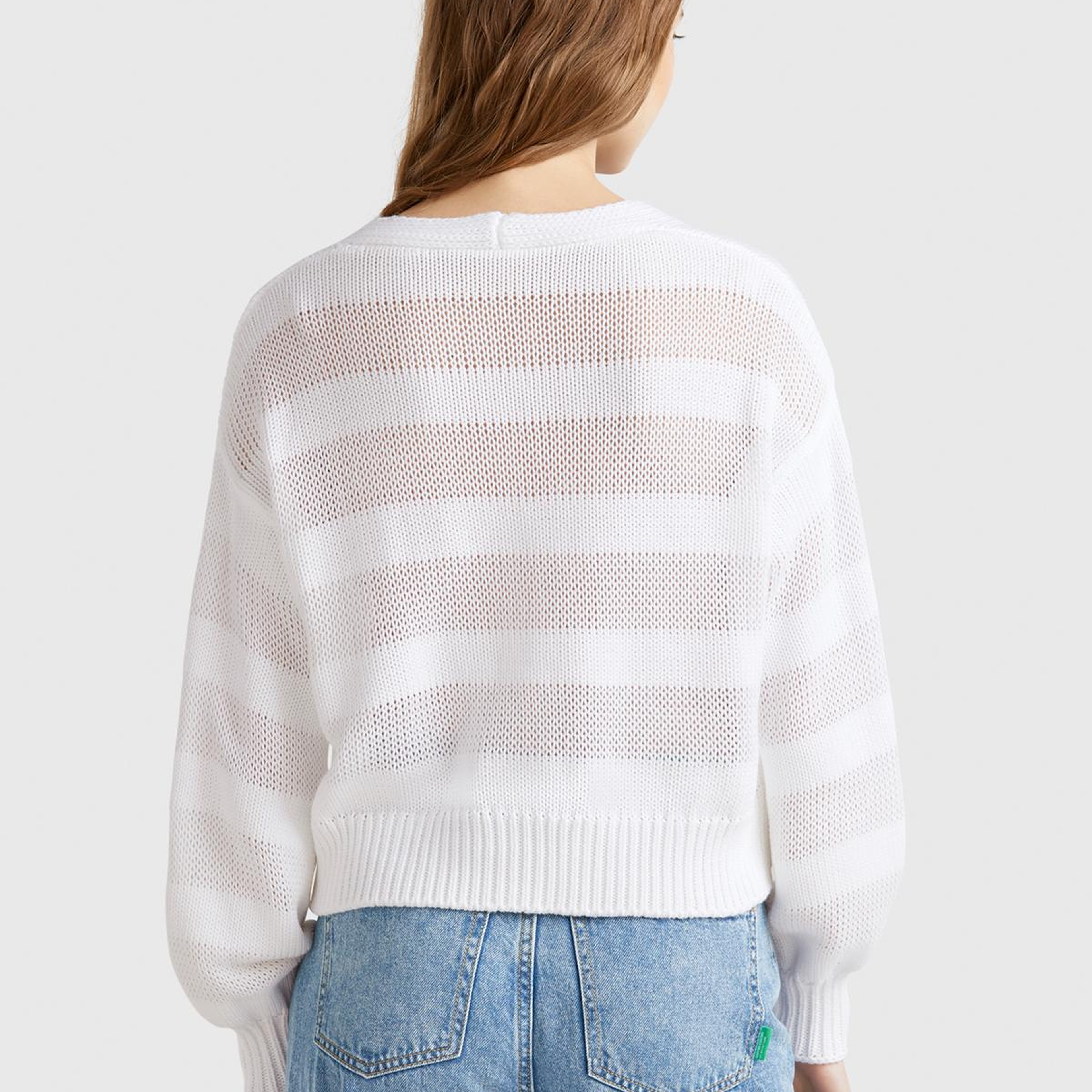 Kadın Beyaz %100 Pamuk Şerit Efektli Düşük Omuzlu Örme Relax Fit Hırka