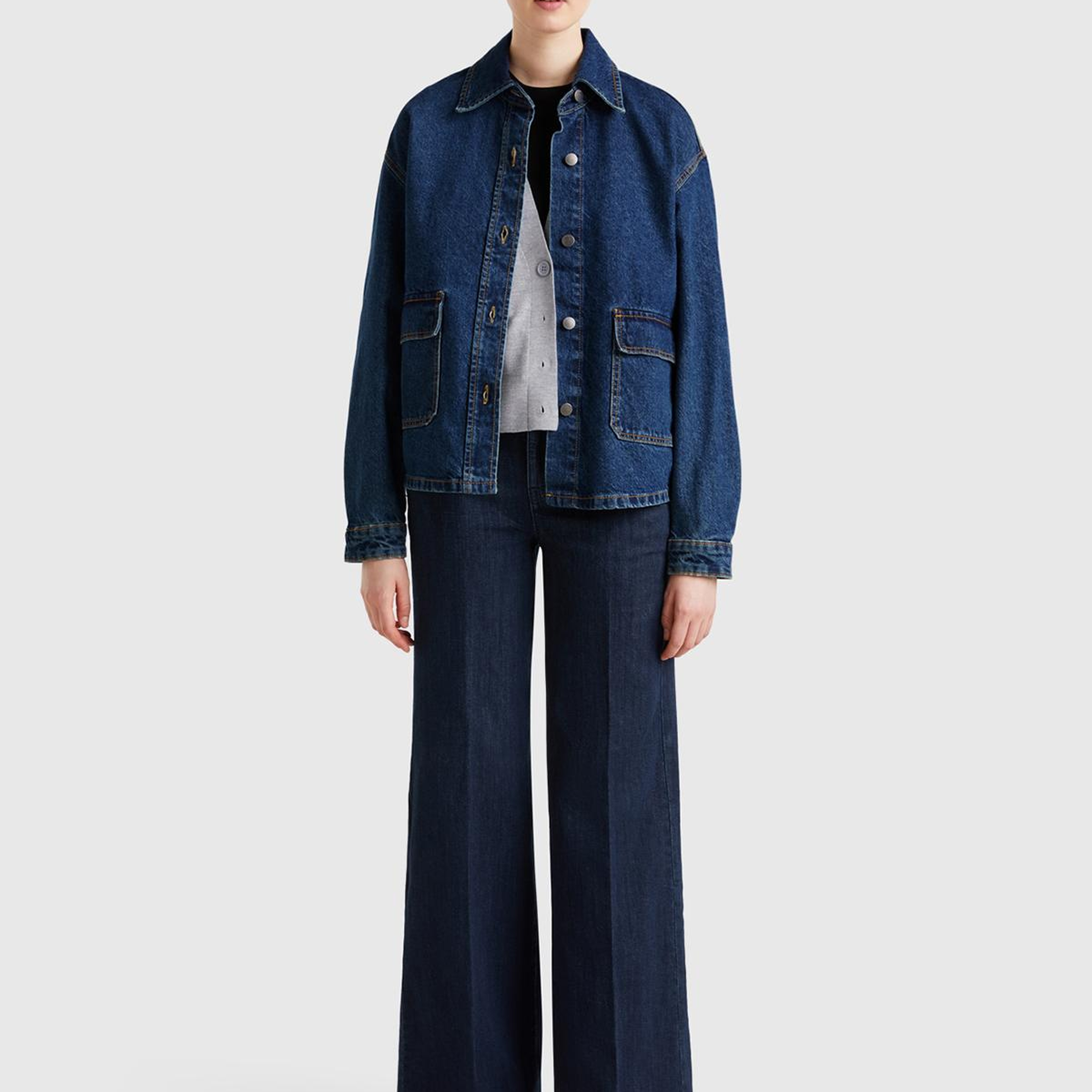 Kadın Koyu Mavi %100 Pamuk Cepli Düğmeli Oversize Denim Ceket