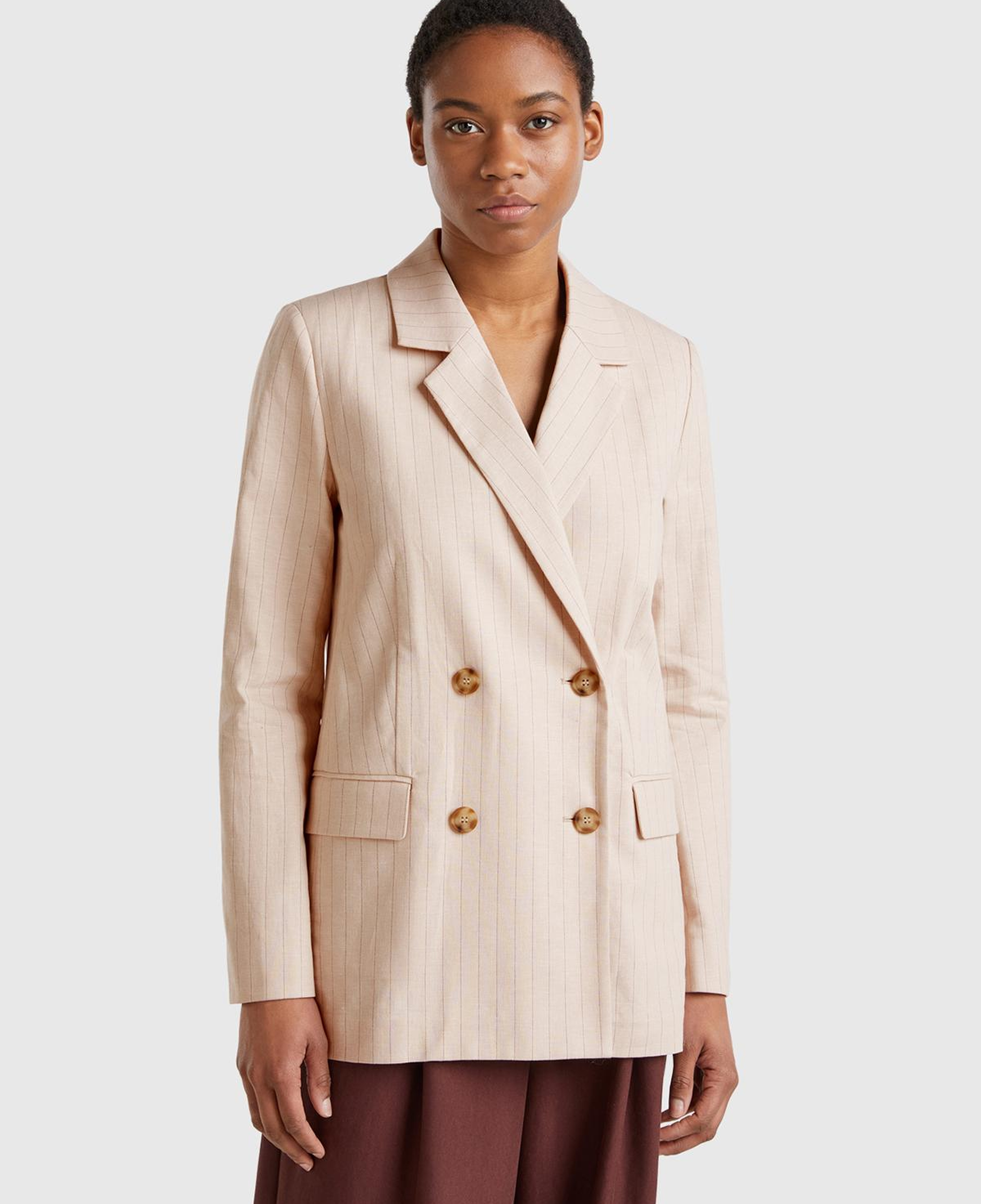 Kadın Bej Pamuk ve Keten Karışımlı İnce Çizgili Relax Fit Ceket