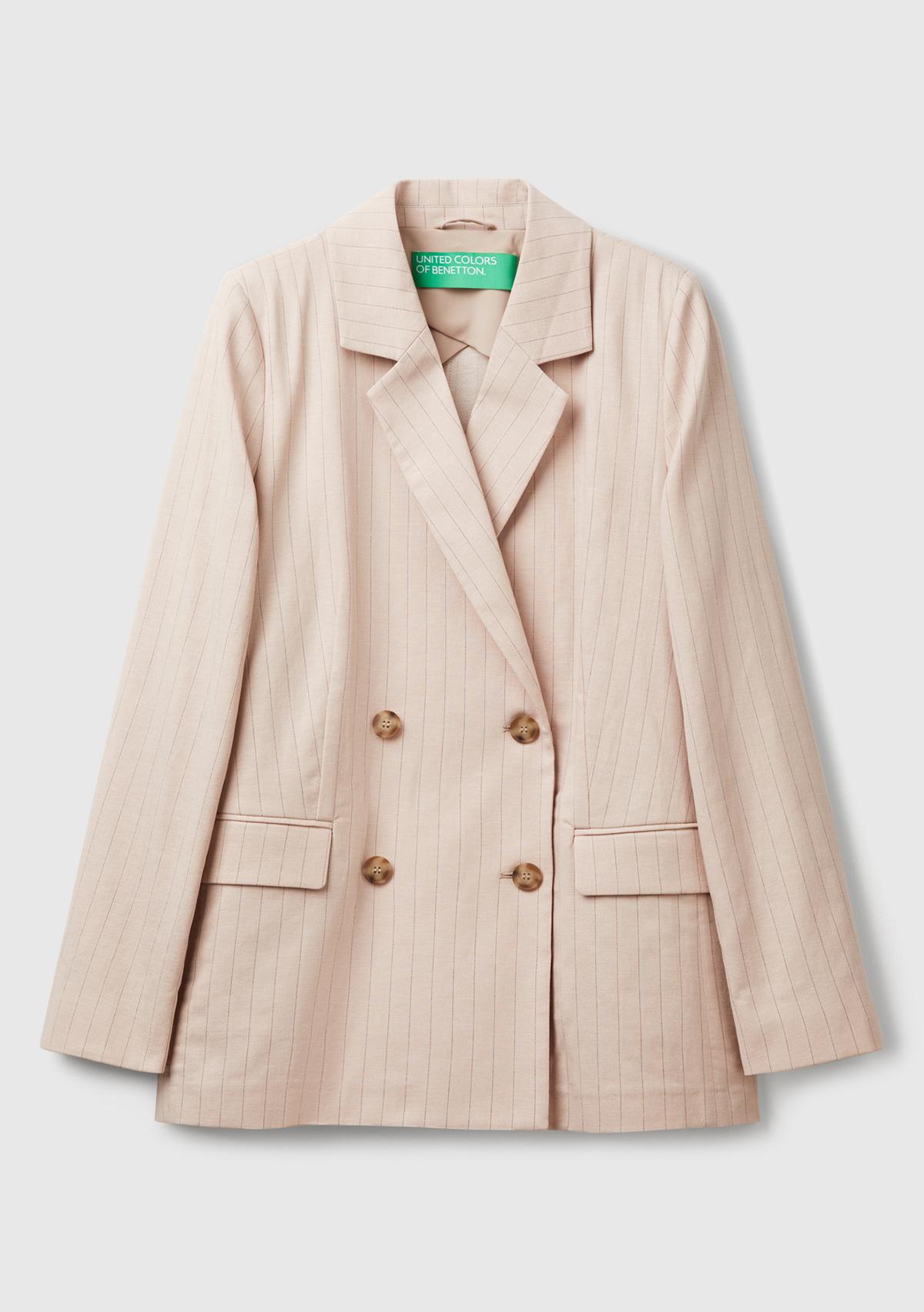 Kadın Bej Pamuk ve Keten Karışımlı İnce Çizgili Relax Fit Ceket