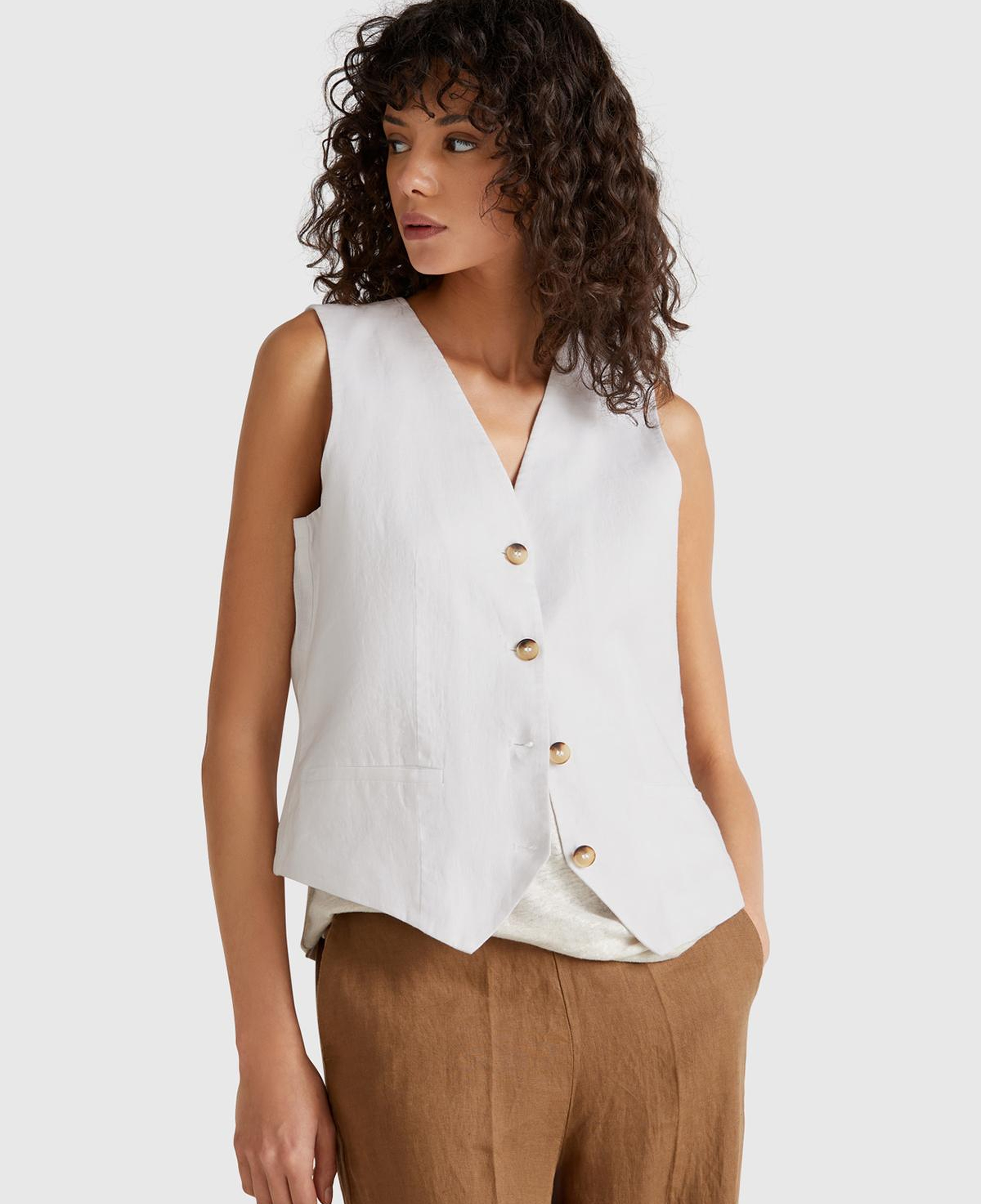 Kadın Beyaz %100 Keten Önü Düğme İliklemeli V Yaka Yelek