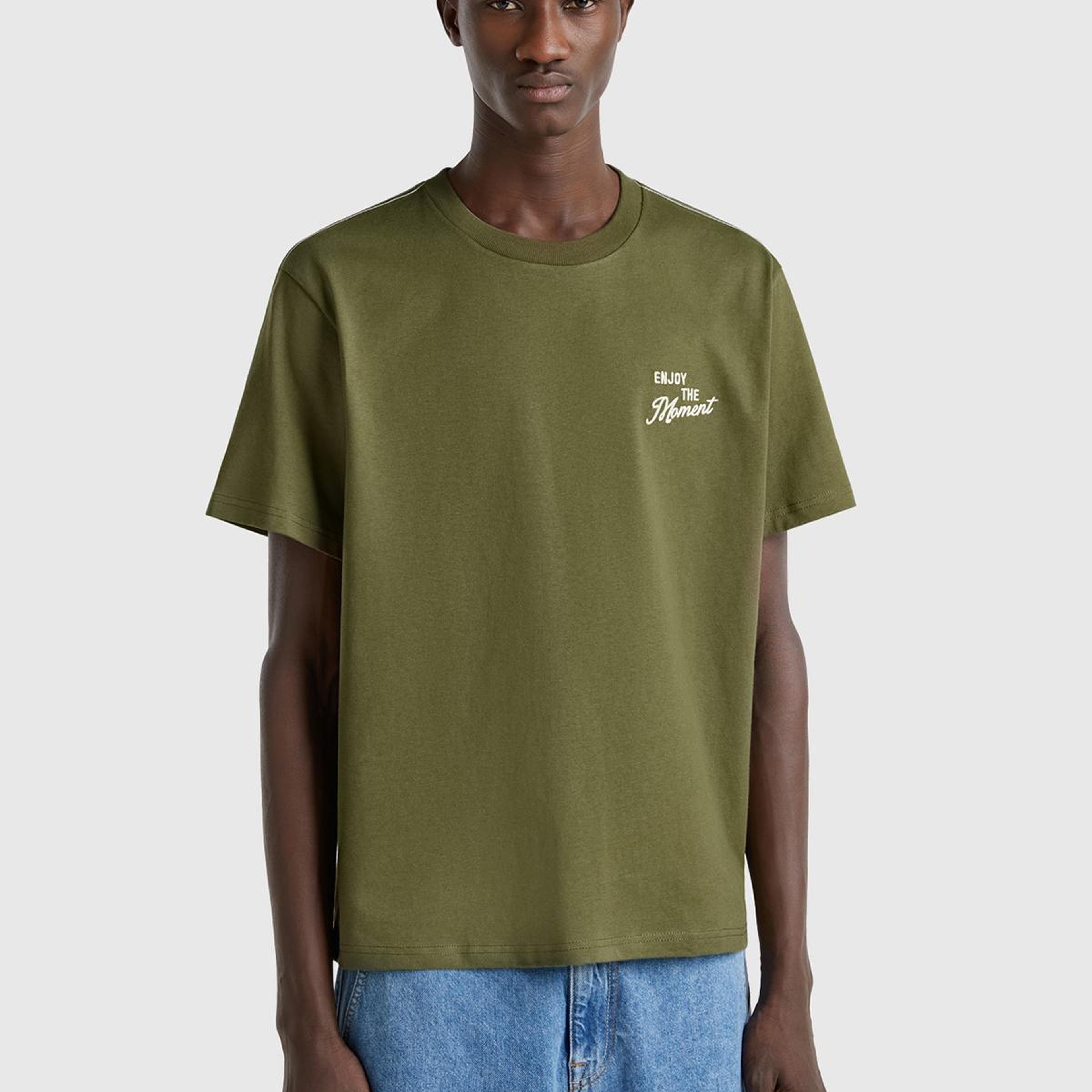 Erkek Haki %100 Pamuk Sol Önü Baskılı Relax Fit Bisiklet Yaka T-Shirt