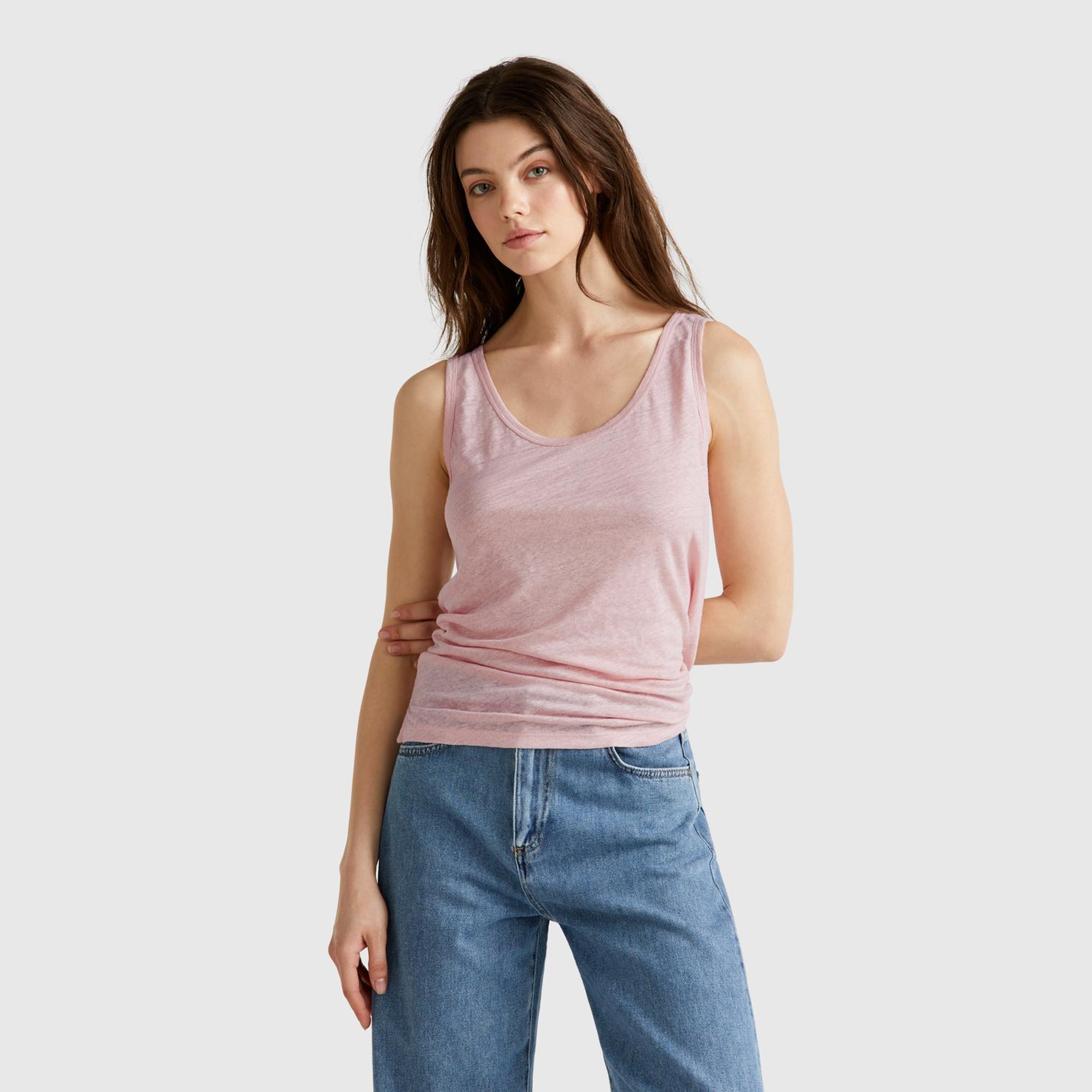 Kadın Pembe %100 Keten Yanları Yırtmaçlı Regular Fit Yuvarlak Yaka Atlet