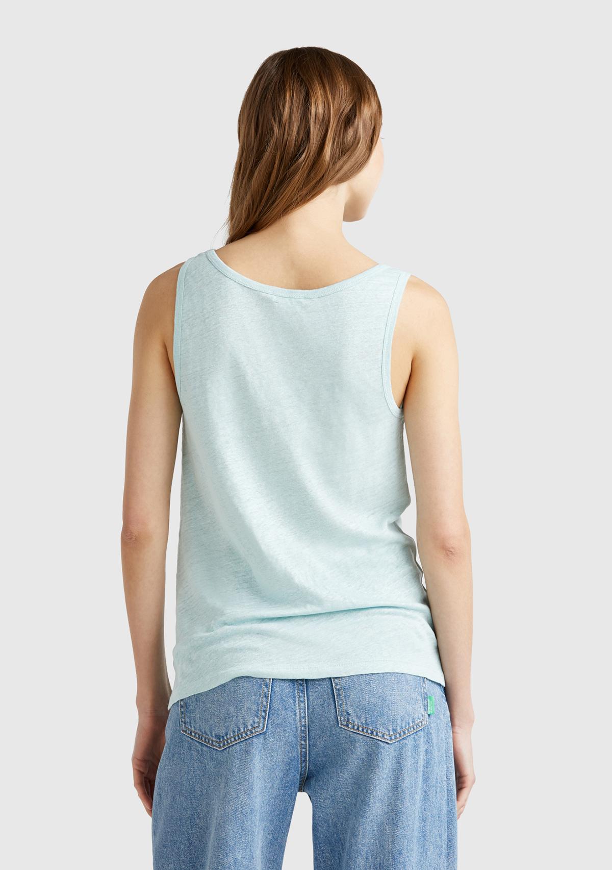 Kadın Su Yeşili %100 Keten Yanları Yırtmaçlı Regular Fit Yuvarlak Yaka Atlet