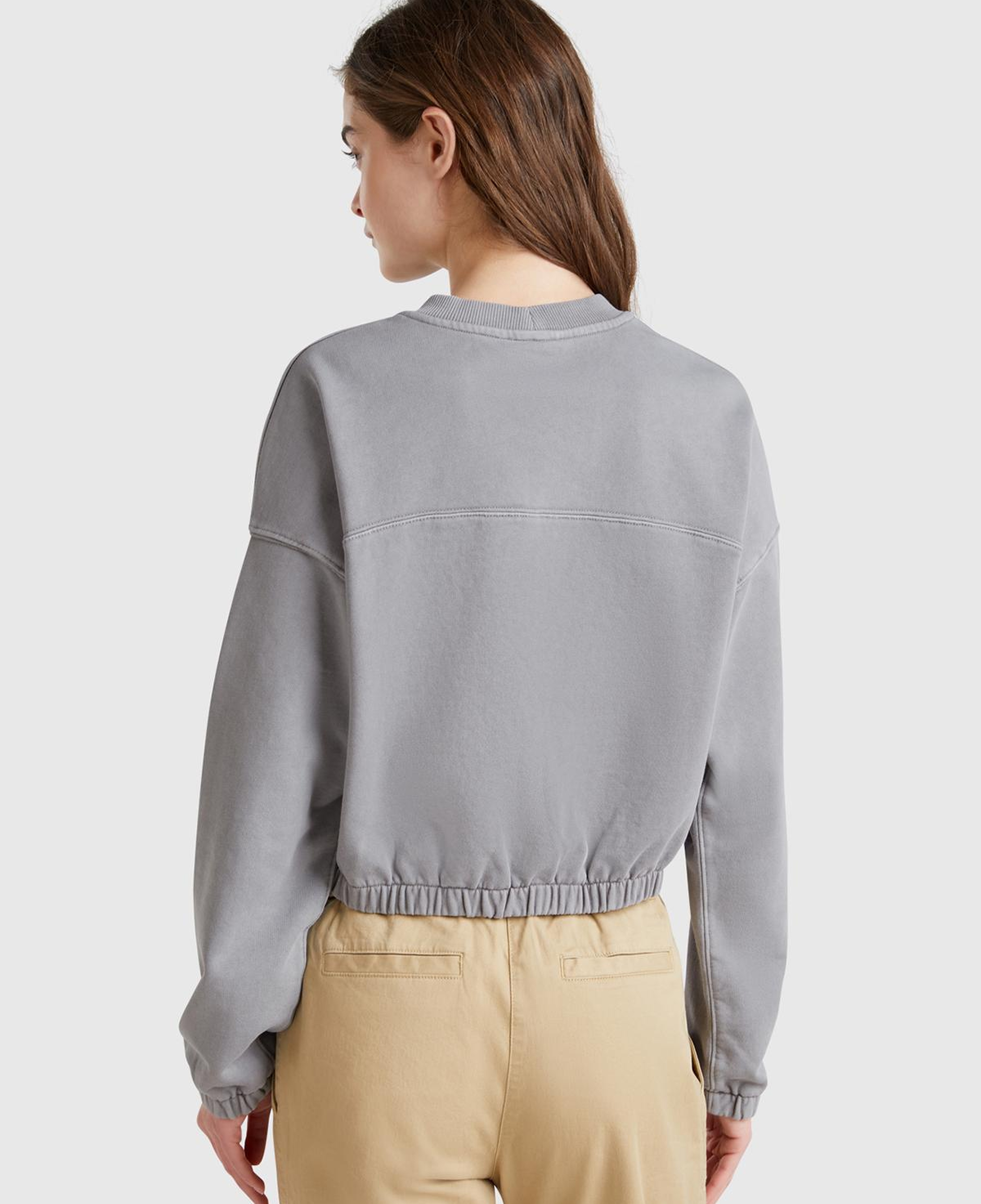 Kadın Antrasit %100 Pamuk Logo Baskılı Düşük Omuzlu Relax Fit Sweatshirt