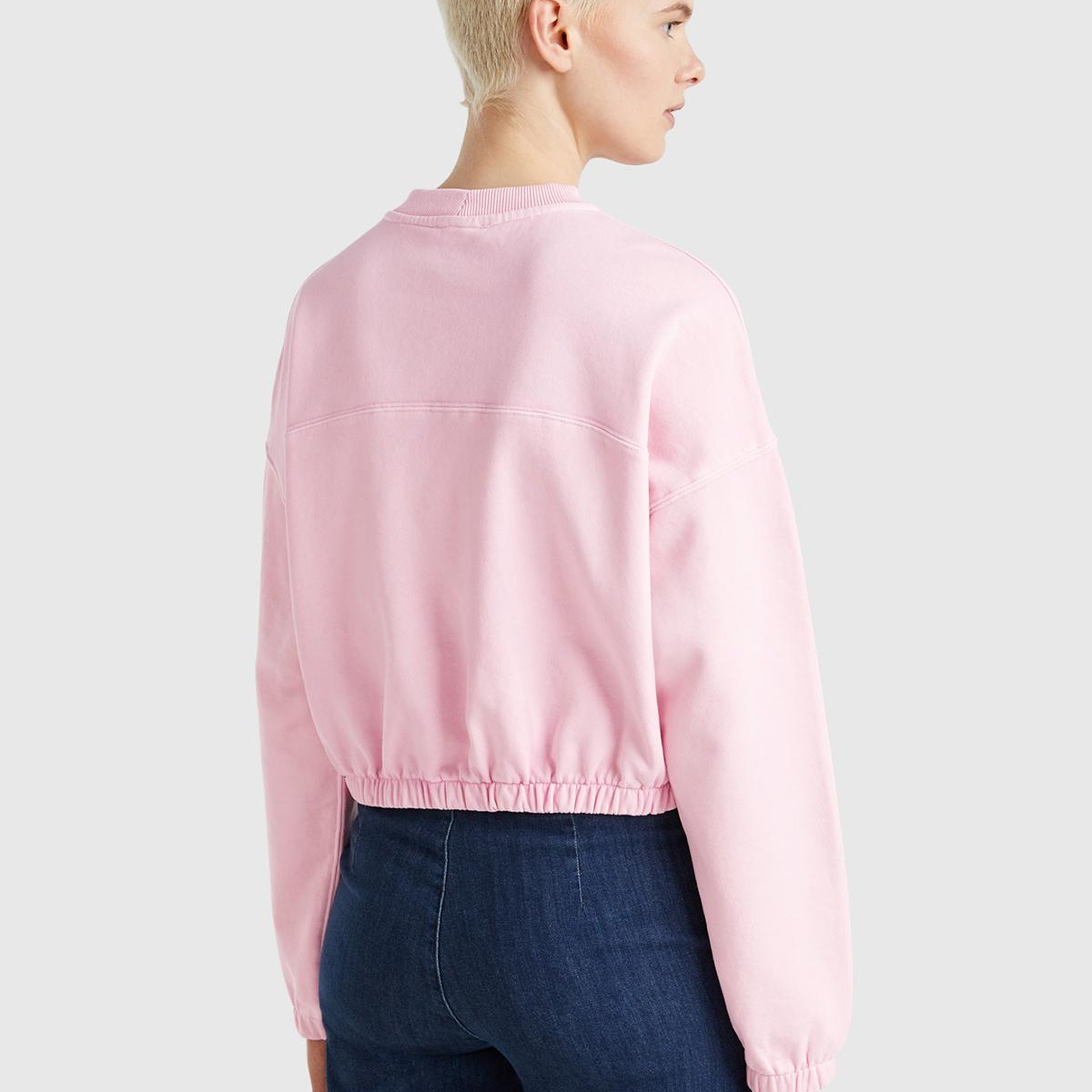 Kadın Pembe %100 Pamuk Logo Baskılı Düşük Omuzlu Relax Fit Sweatshirt