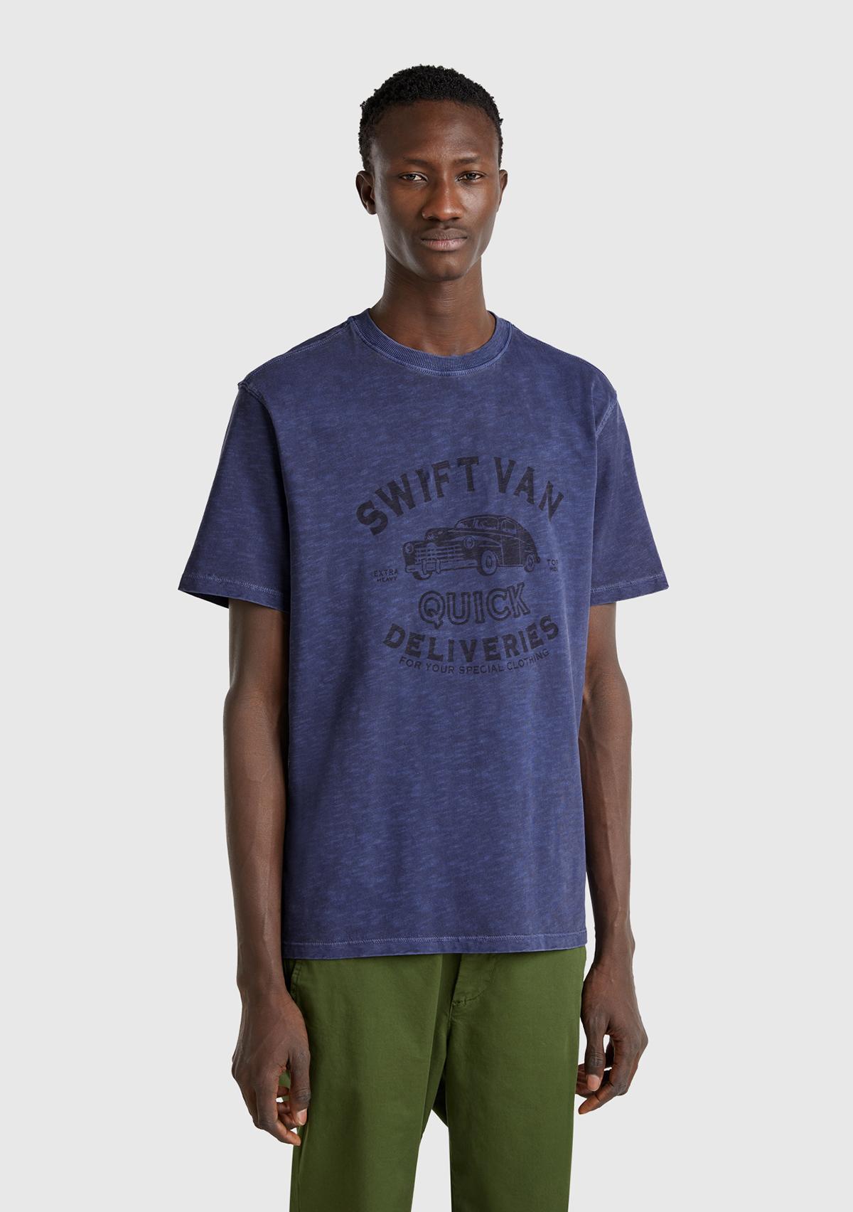 Erkek İndigo %100 Pamuk Yıpranmış Efektli Önü Baskılı Relax Fit T-Shirt