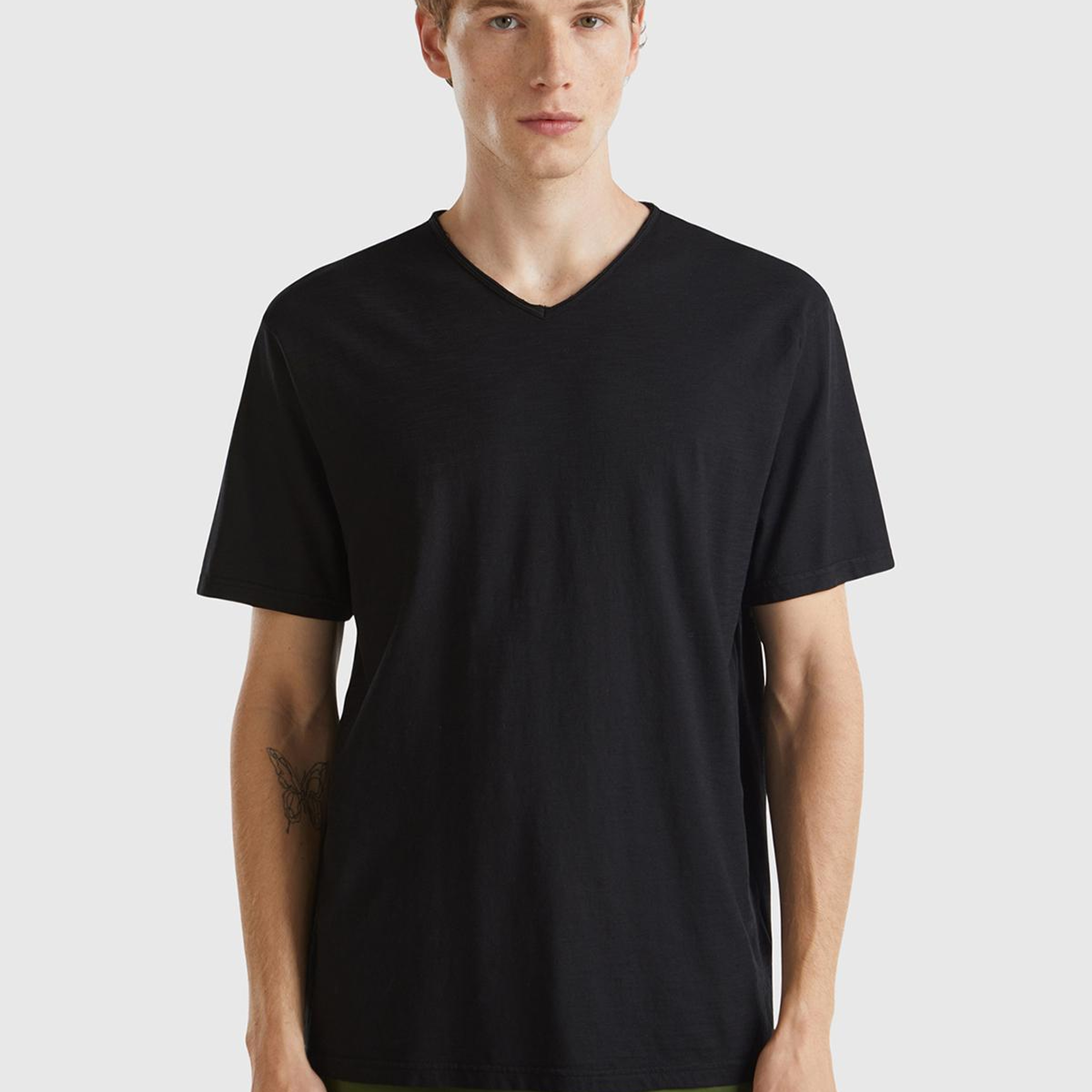 Erkek Siyah V Yaka Slub T-shirt