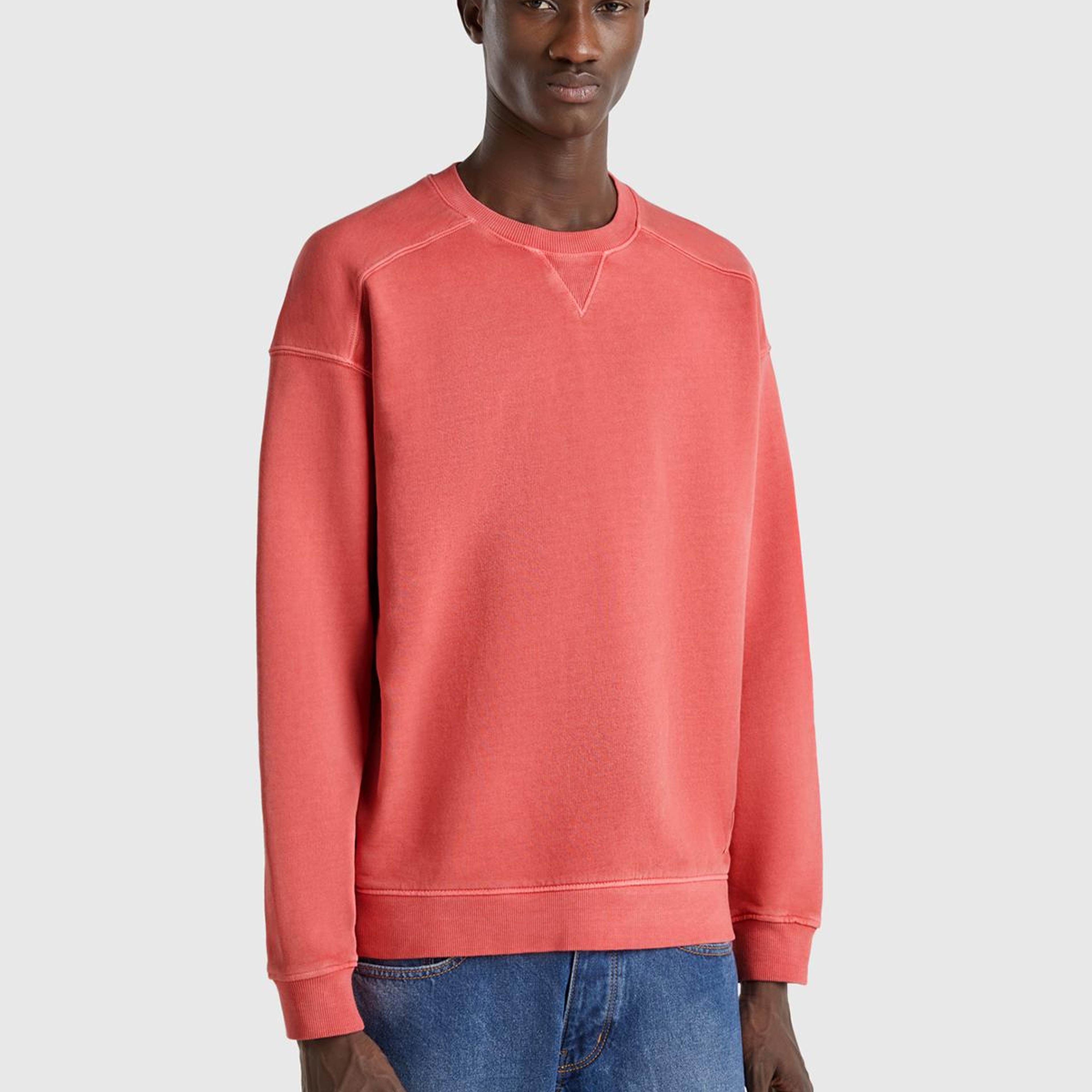 Erkek Mercan Pamuklu Logo Etiketi Detaylı Bisiklet Yaka Sweatshirt