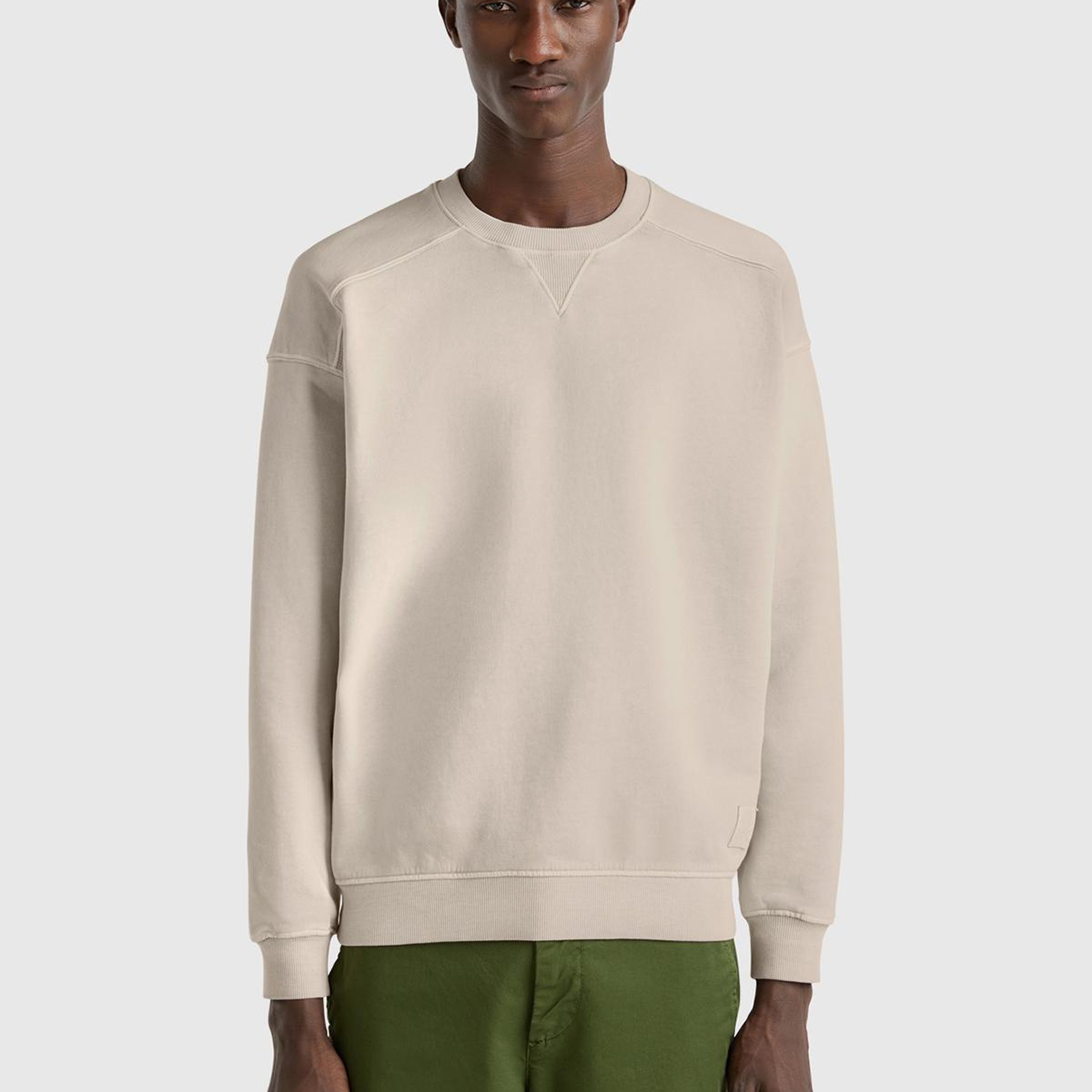 Erkek Taş Rengi Pamuklu Logo Etiketi Detaylı Bisiklet Yaka Sweatshirt