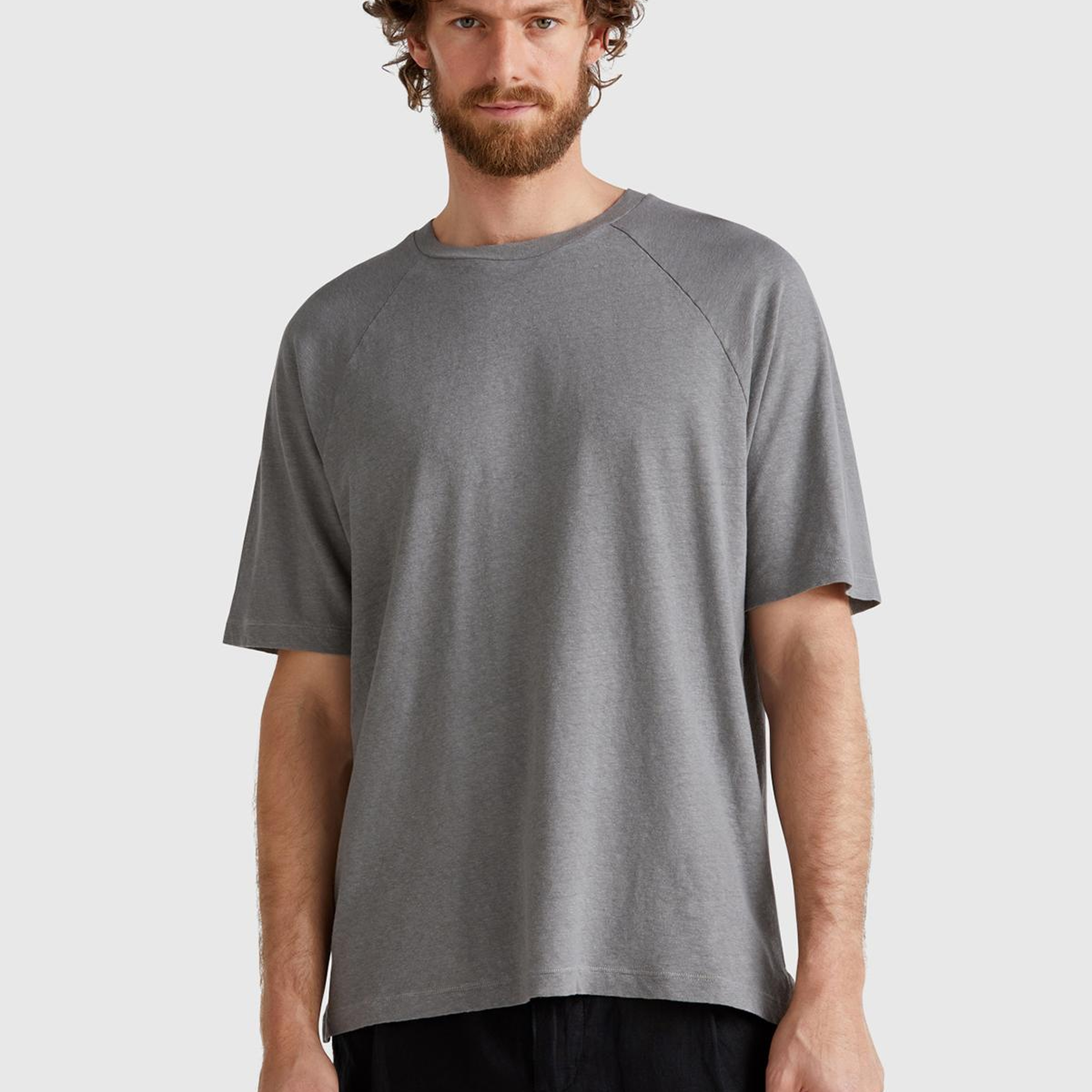 Erkek Antrasit Pamuk ve Keten Karışımlı Reglan Kol Relax Fit T-Shirt