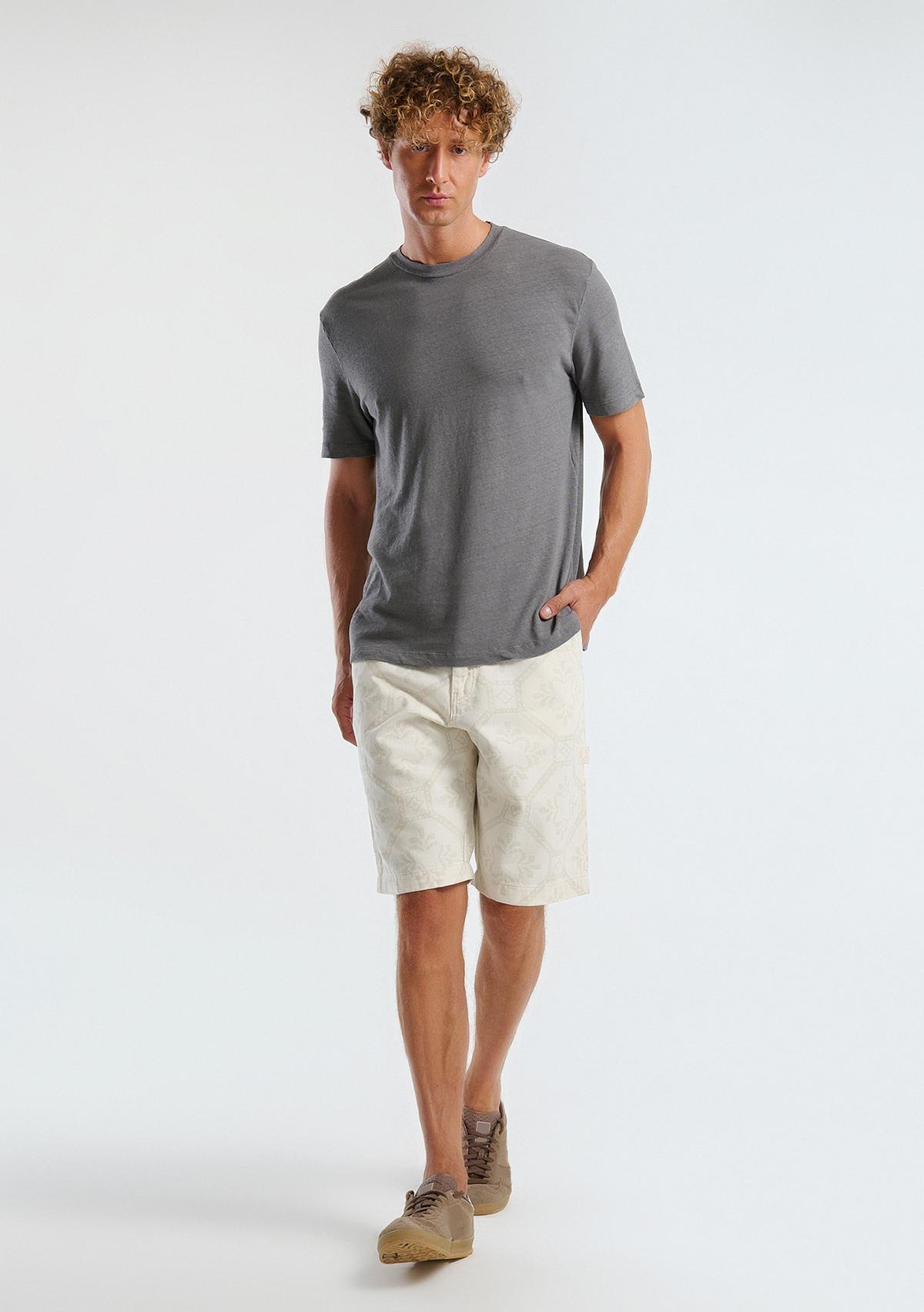 Erkek Beyaz %100 Koton Desenli Regular Fit Bermuda Şort