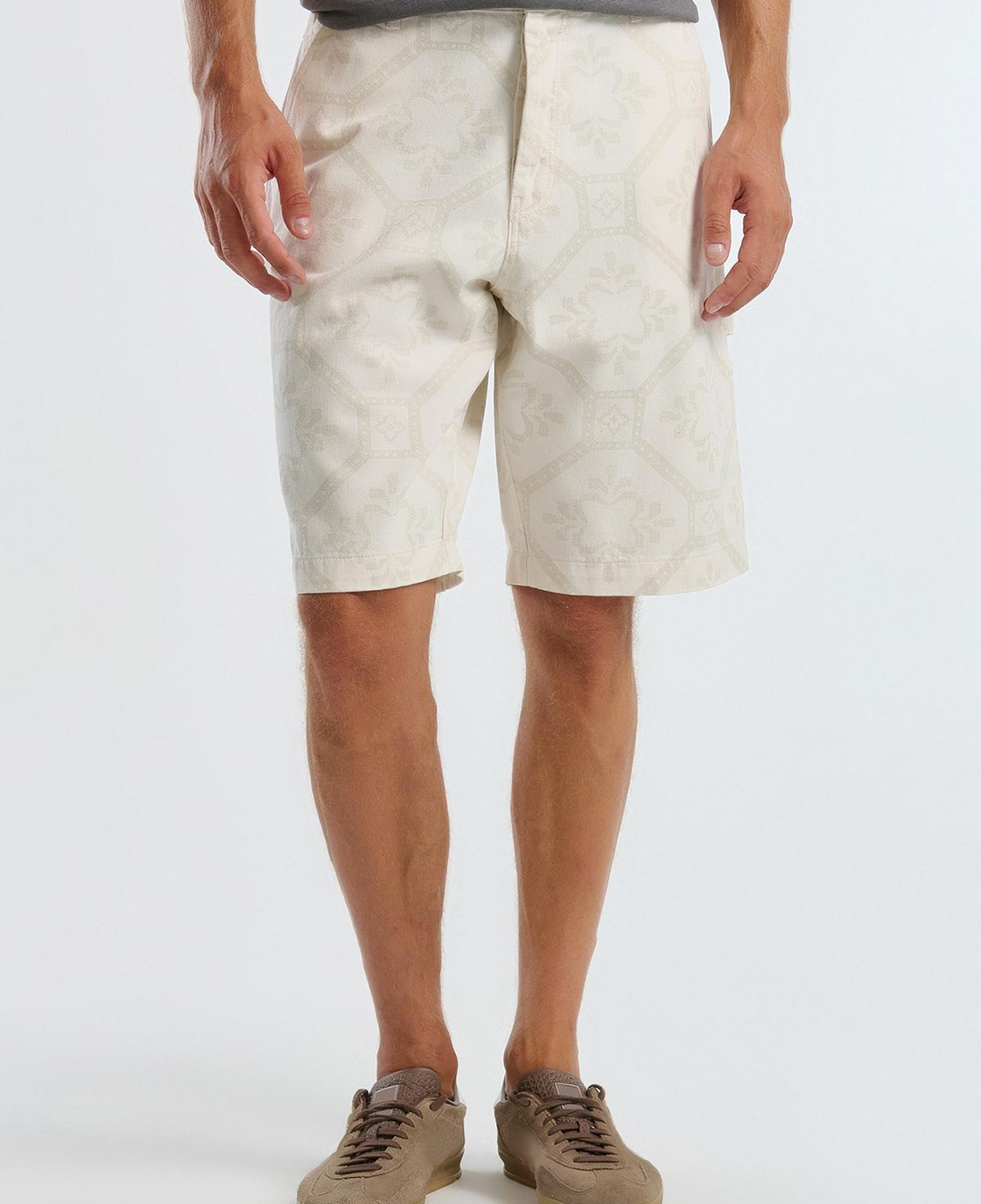 Erkek Beyaz %100 Koton Desenli Regular Fit Bermuda Şort