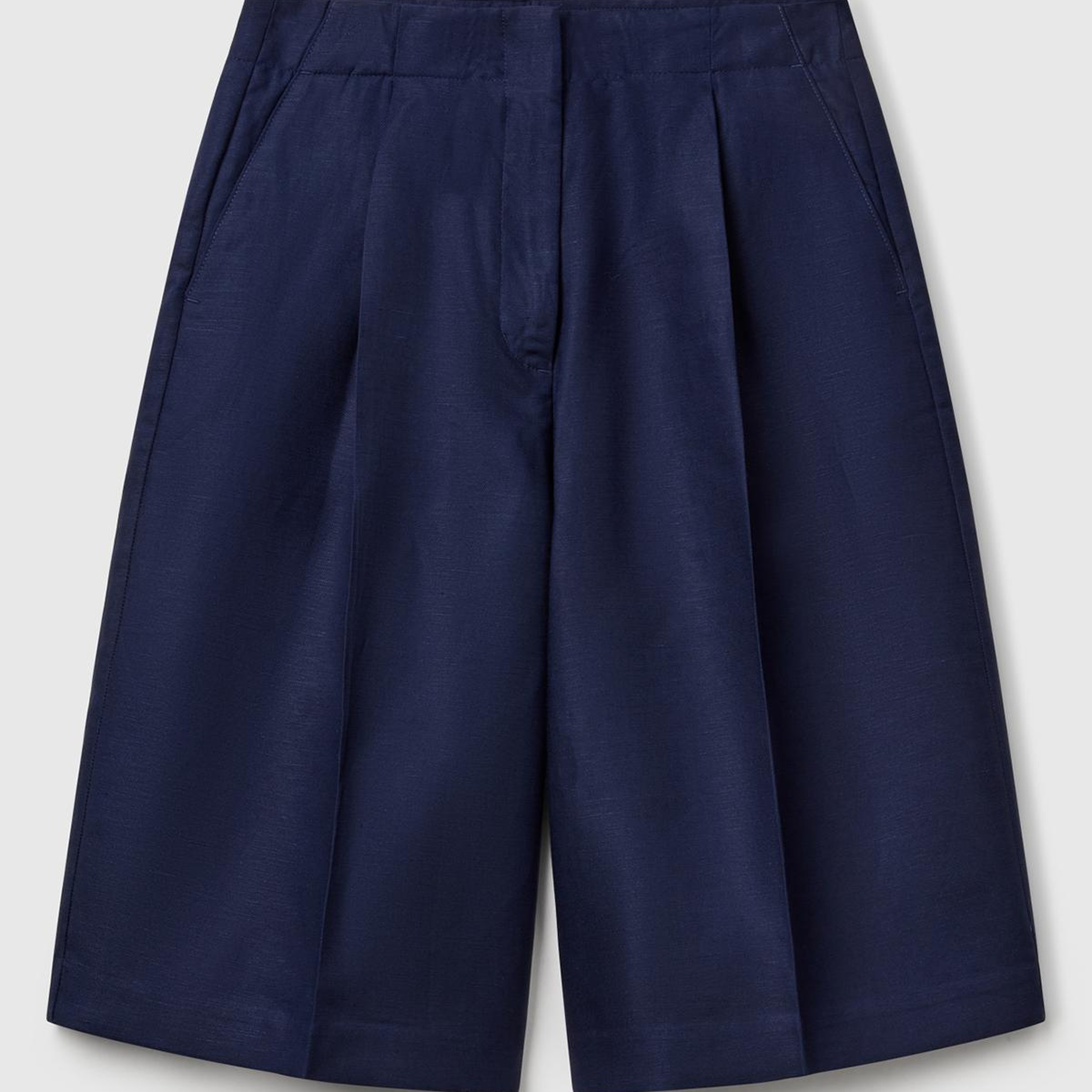 Kadın Lacivert Keten Karışımlı Diz Üstü Bermuda Şort