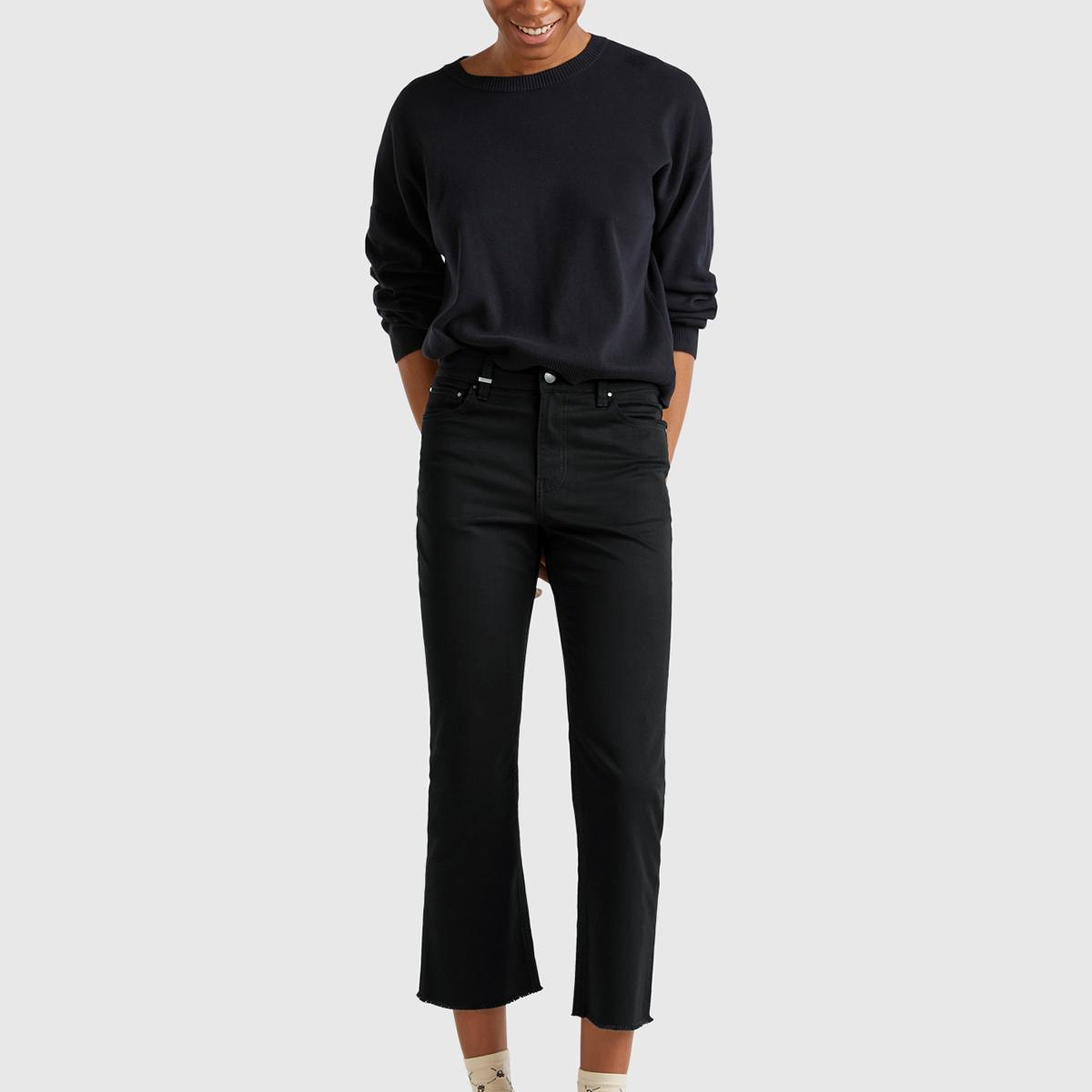 Kadın Siyah 5 Cepli Kısa Paça Denim Pantolon