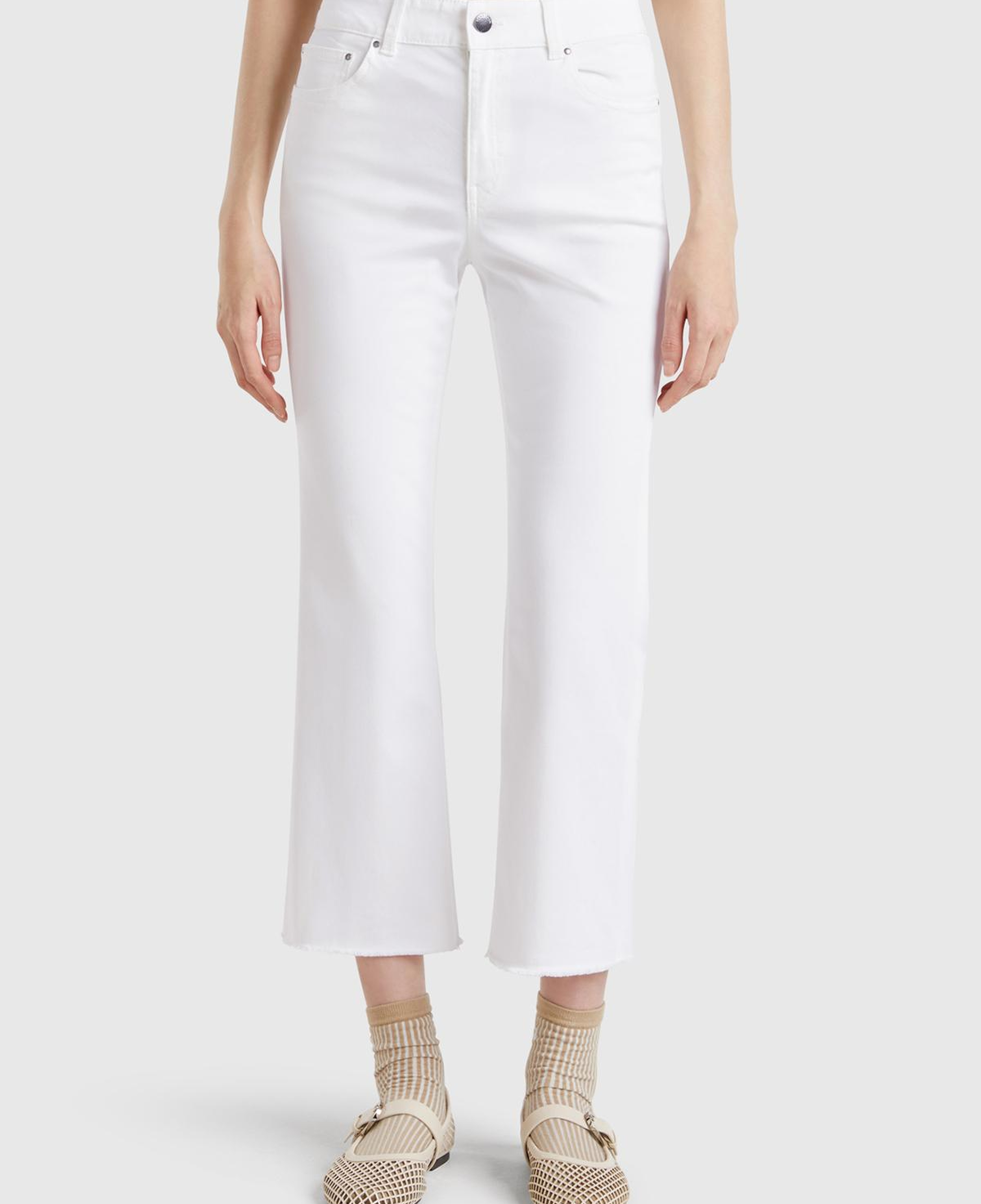 Kadın Beyaz 5 Cepli Kısa Paça Denim Pantolon