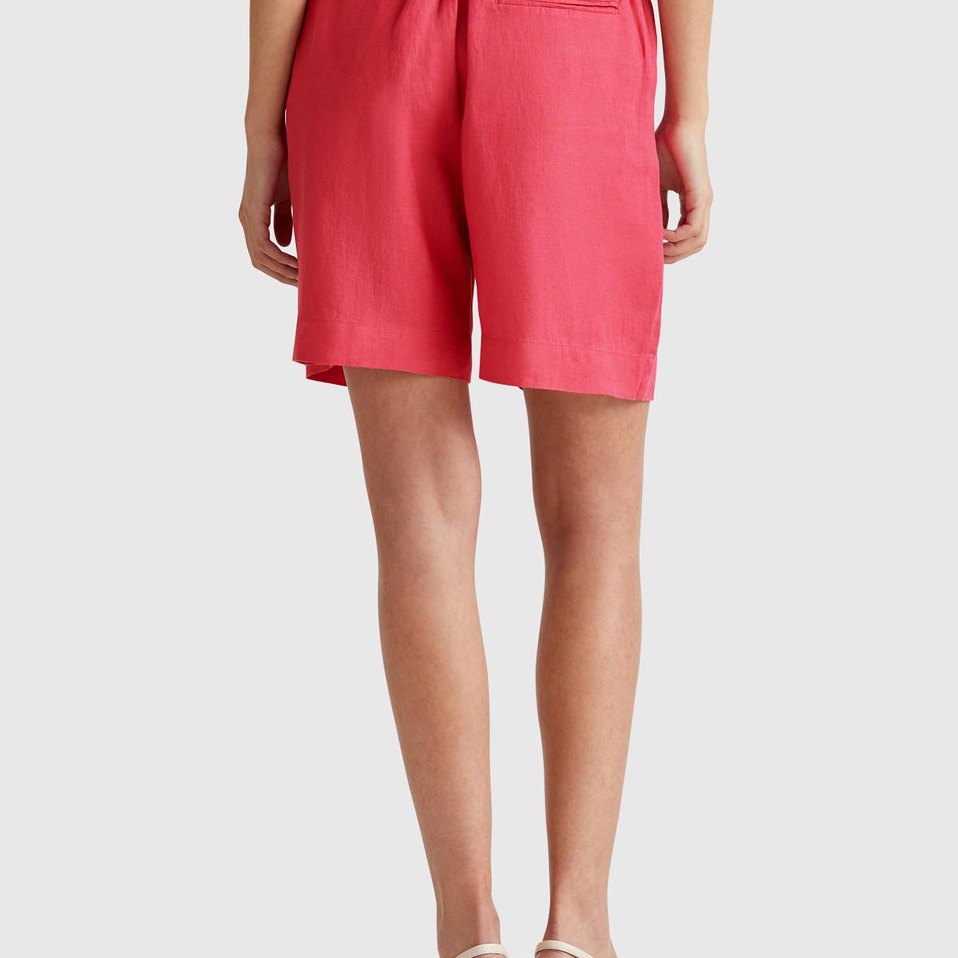 Kadın Fuşya %100 Keten Arka Beli Lastikli Pileli Relax Fit Bermuda Şort