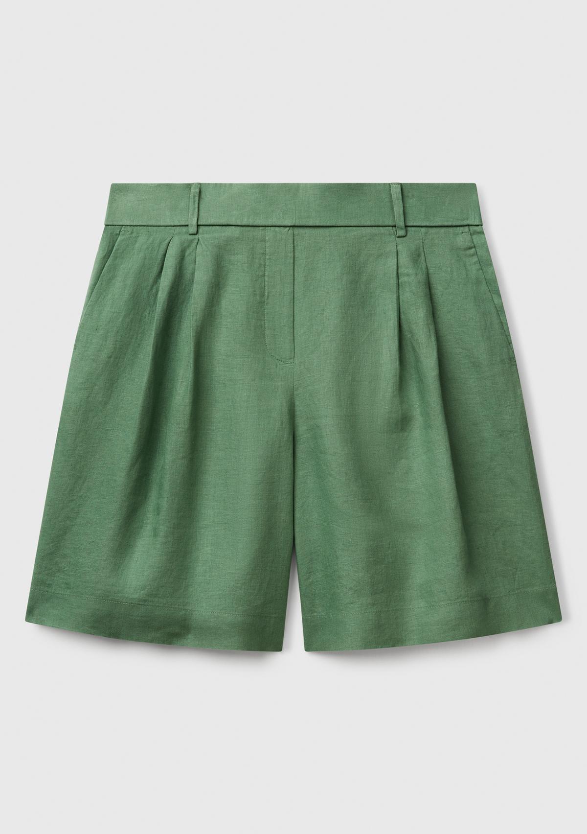 Kadın Açık Yeşil %100 Keten Arka Beli Lastikli Pileli Relax Fit Bermuda Şort