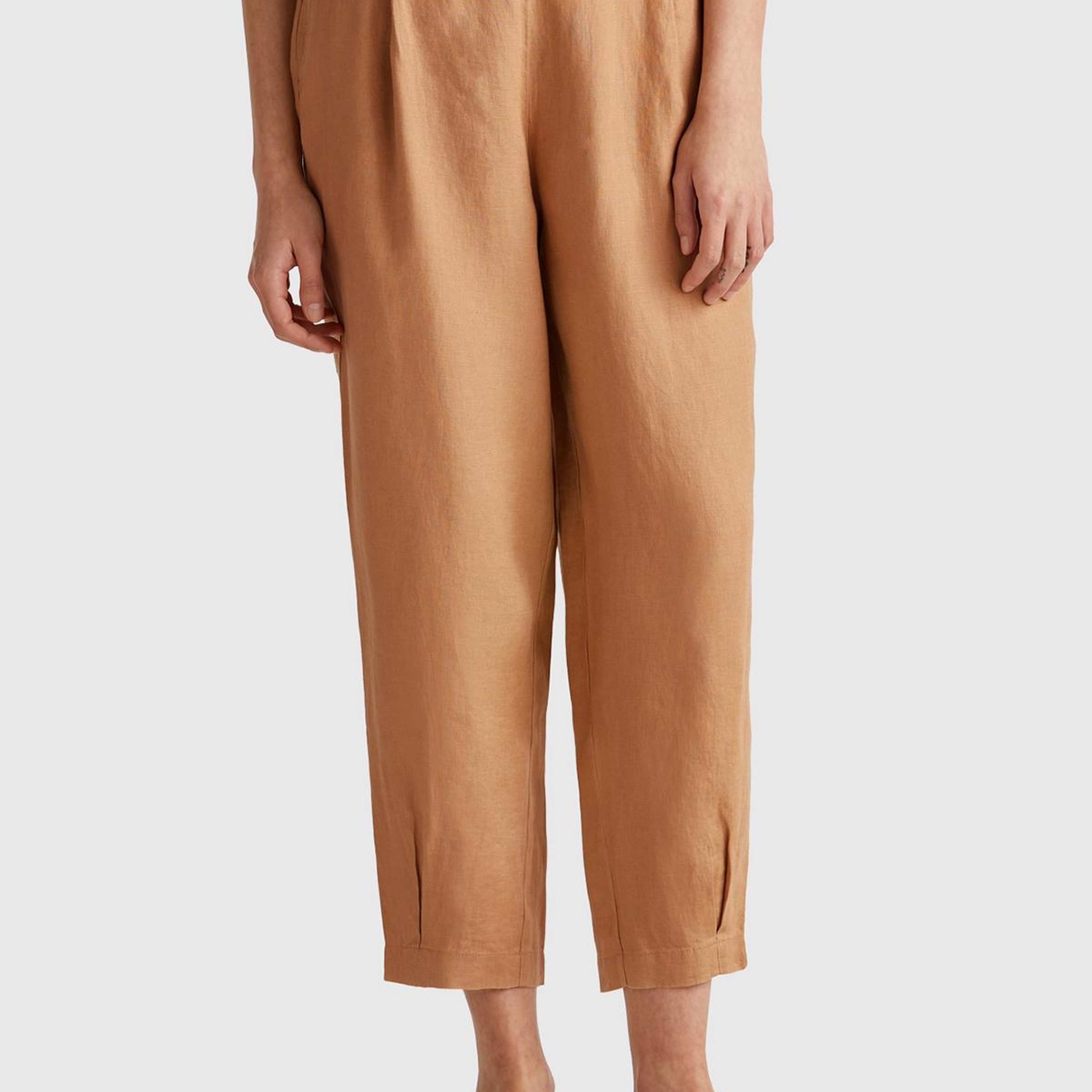 Kadın Bej %100 Keten Arka Beli Lastikli Paçası Dar Relax Fit Pantolon