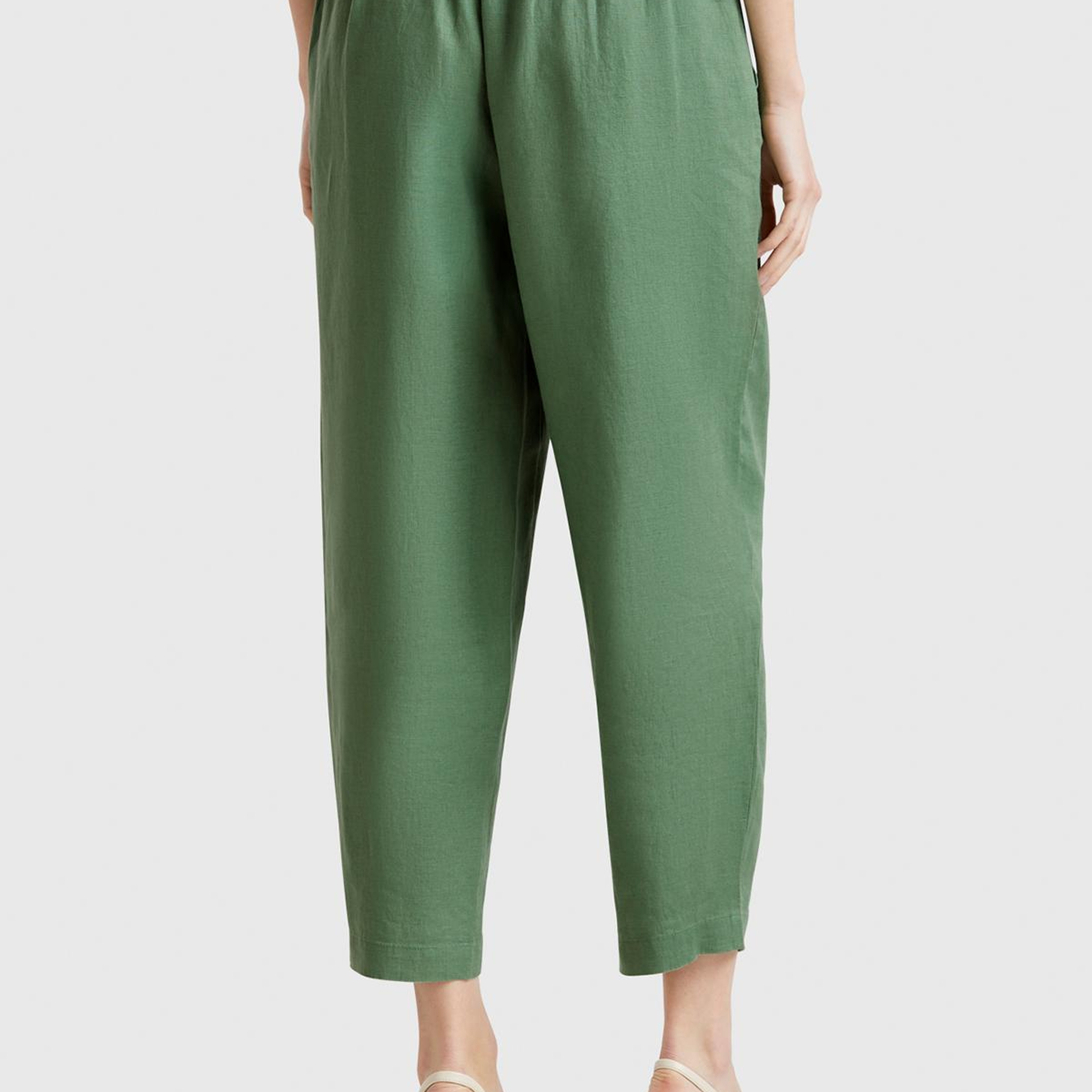 Kadın Açık Yeşil %100 Keten Arka Beli Lastikli Paçası Dar Relax Fit Pantolon