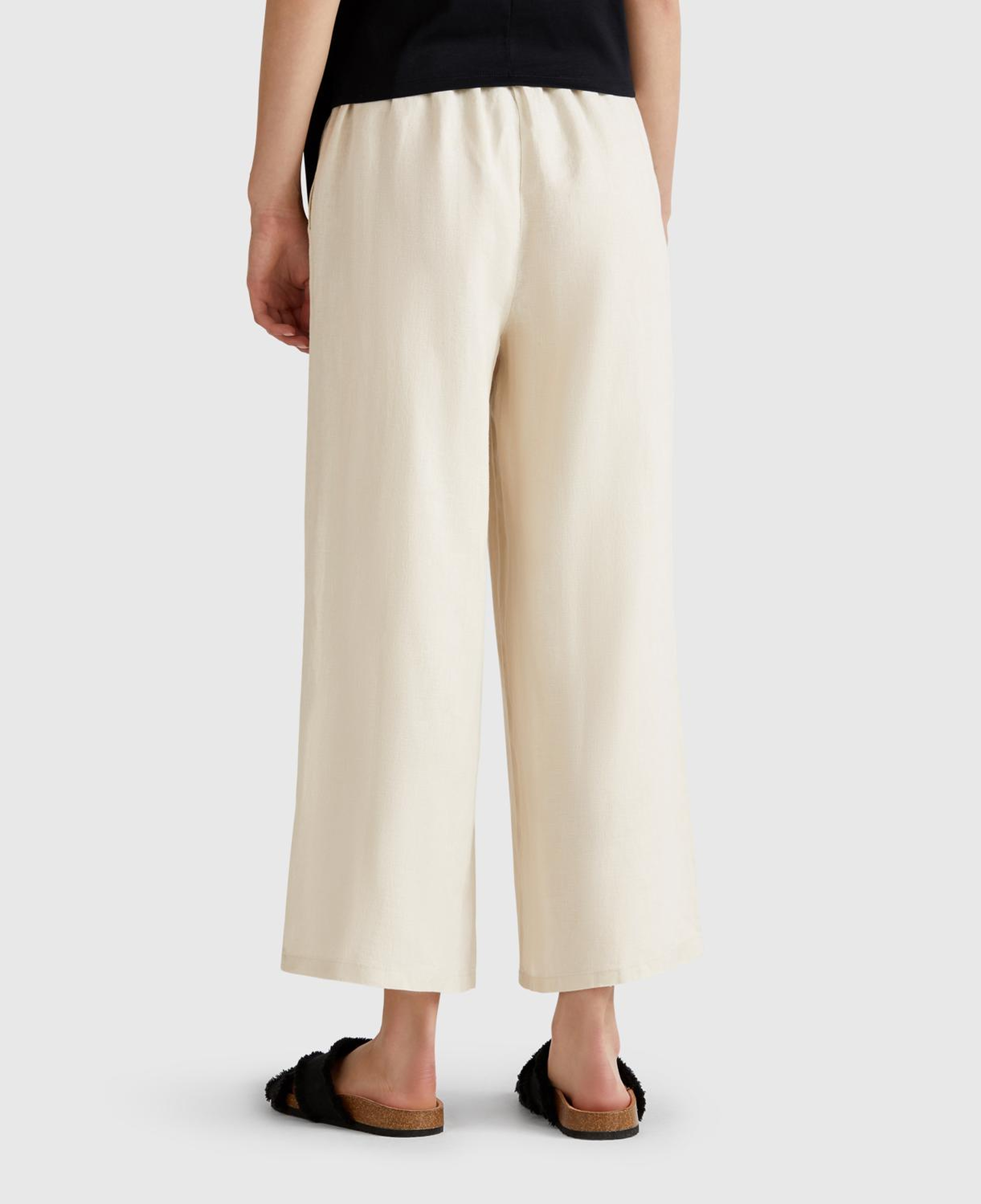 Kadın Taş Rengi %100 Keten Beli Lastikli Bol Kısa Paça Pantolon