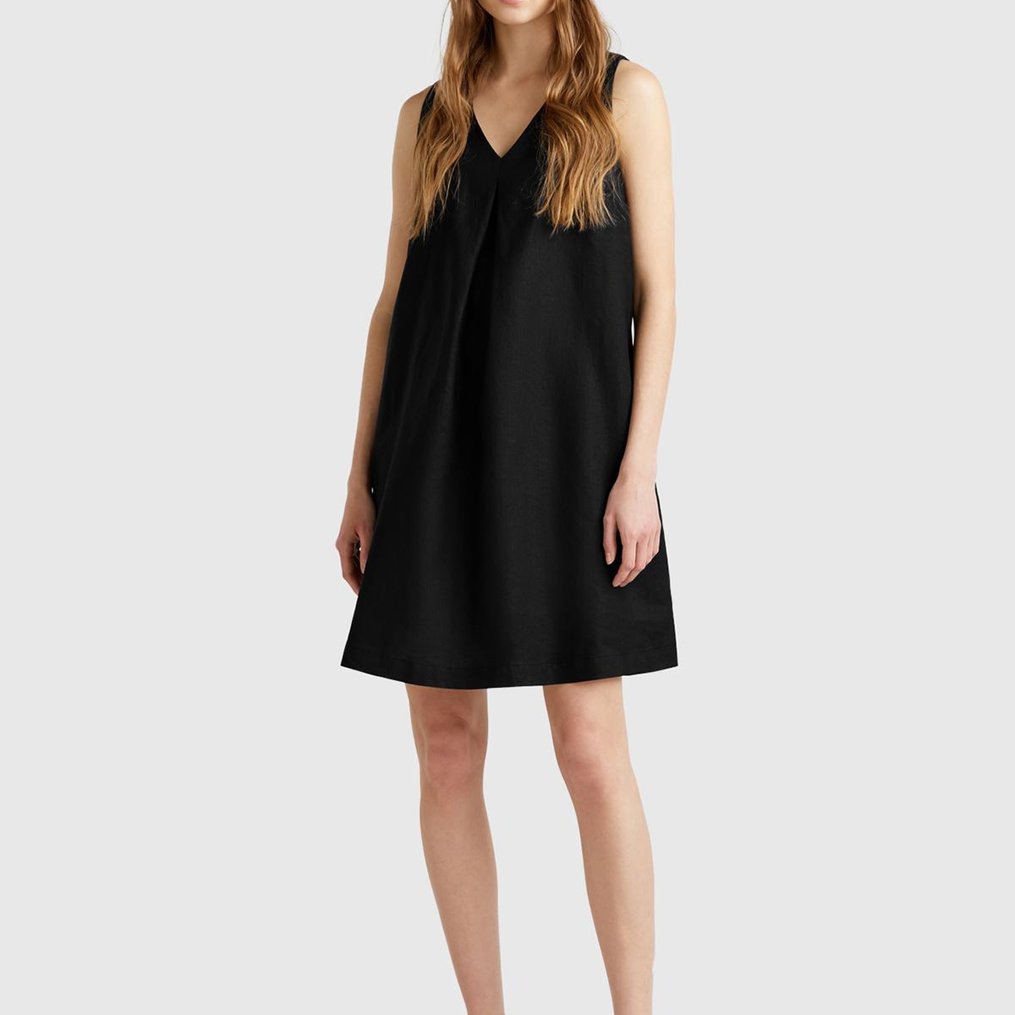 Kadın Siyah %100 Keten Yanı Fermuarlı A Kesim V Yaka Kısa Elbise