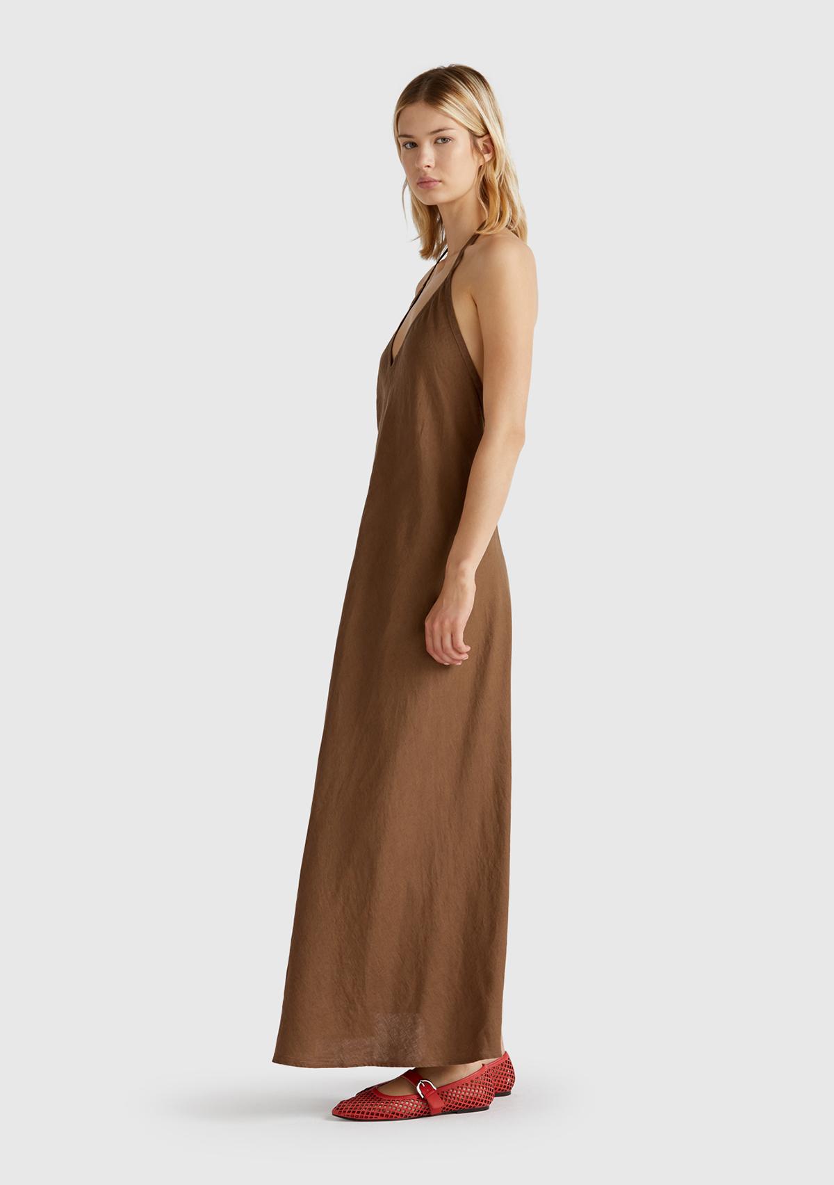 Kadın Kahverengi %100 Keten Sırtı Açık Uzun Elbise