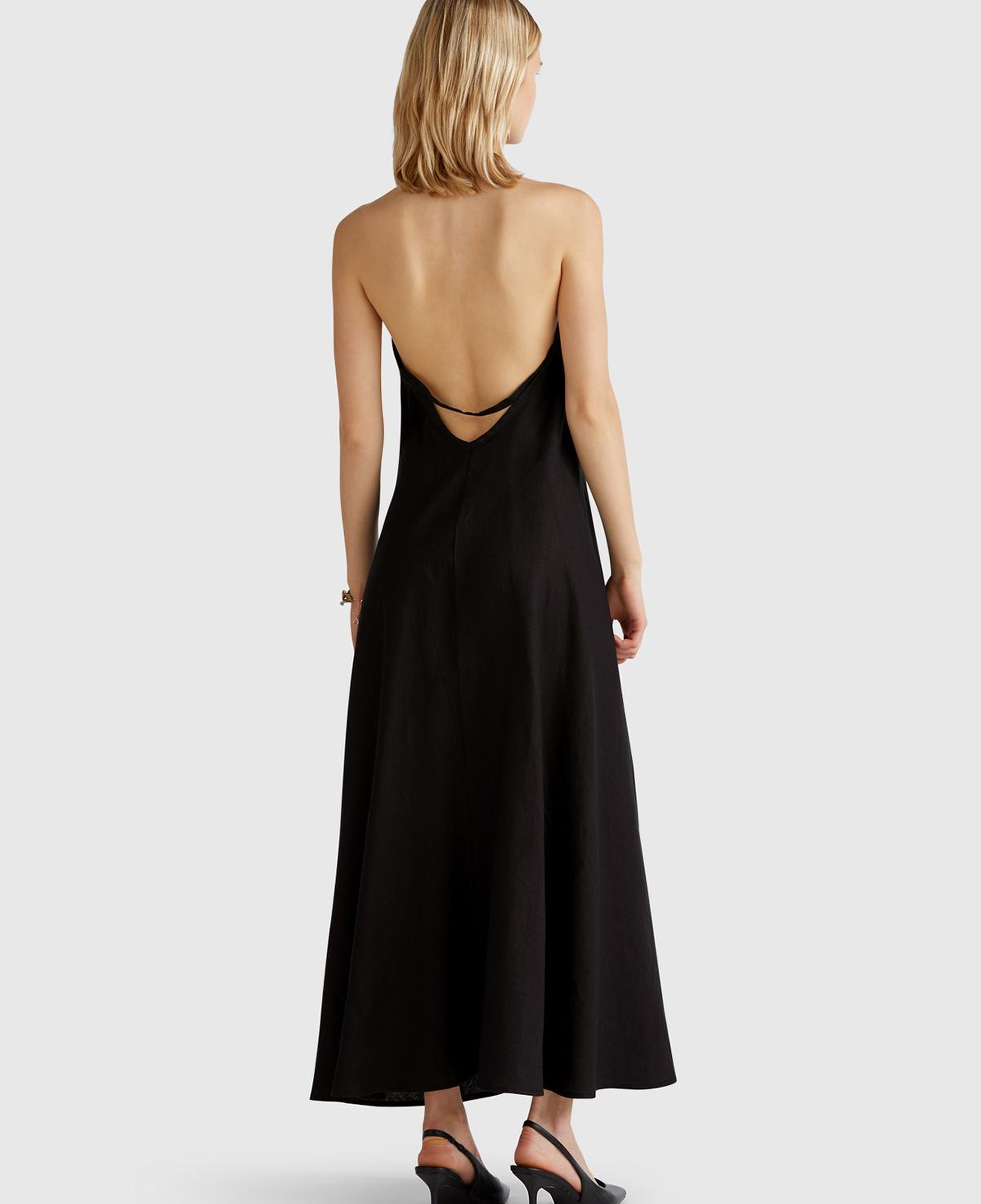 Kadın Siyah %100 Keten Sırtı Açık Uzun Elbise