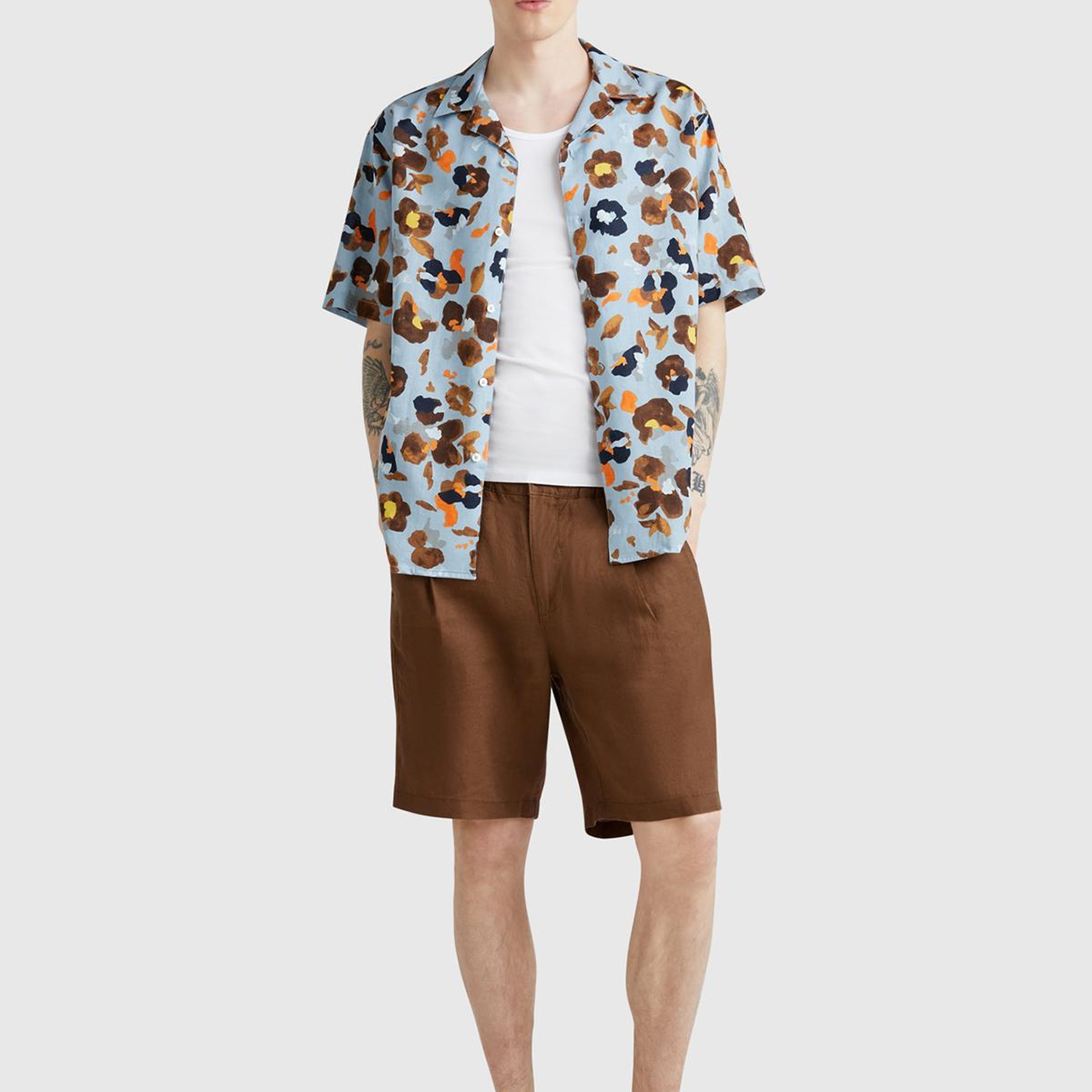 Erkek Kahverengi %100 Keten Büzgü İpli Düğmeli Pile Detaylı Bermuda Şort