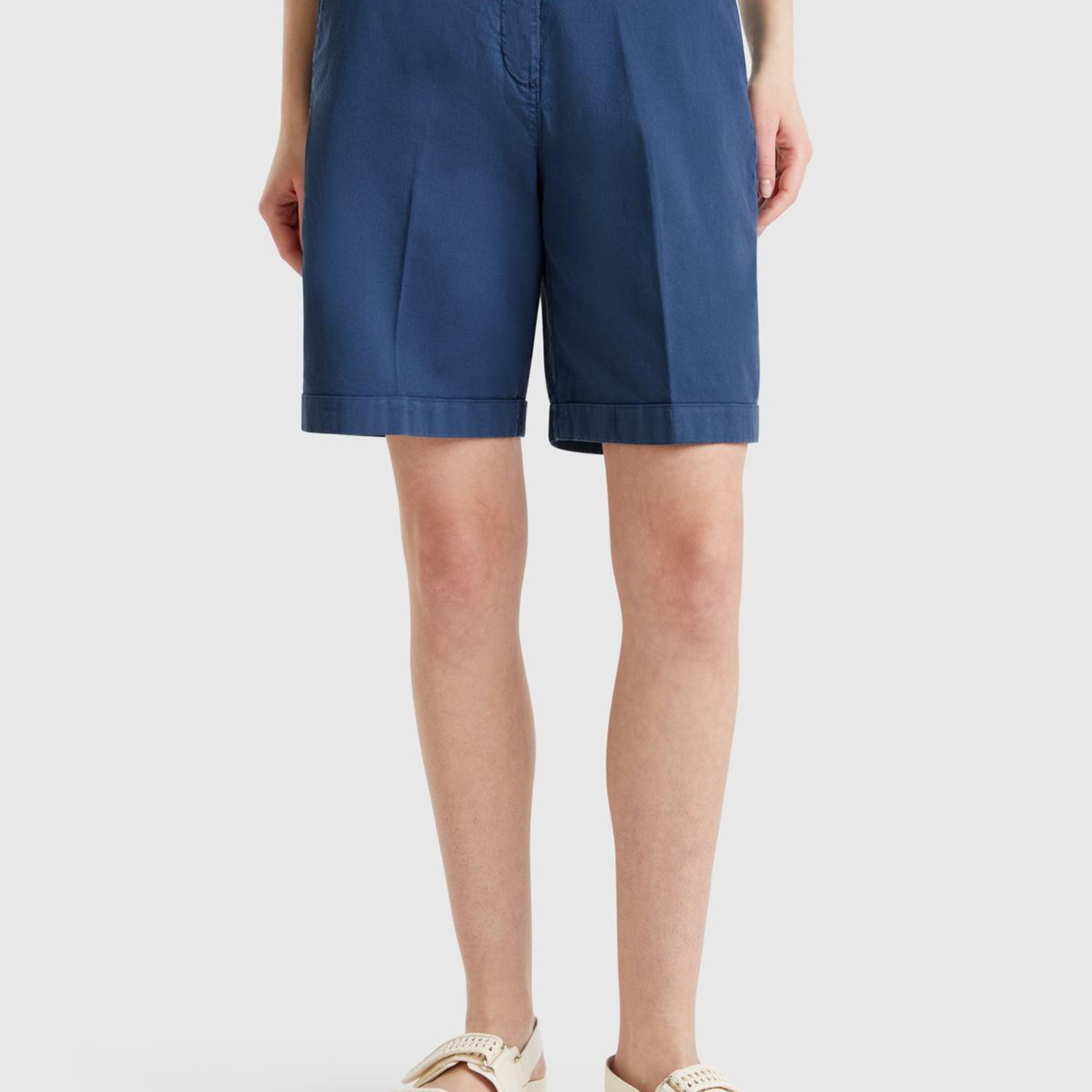 Kadın Denim Pamuk Karışımlı Önü Düğmeli Regular Fit Bermuda Şort