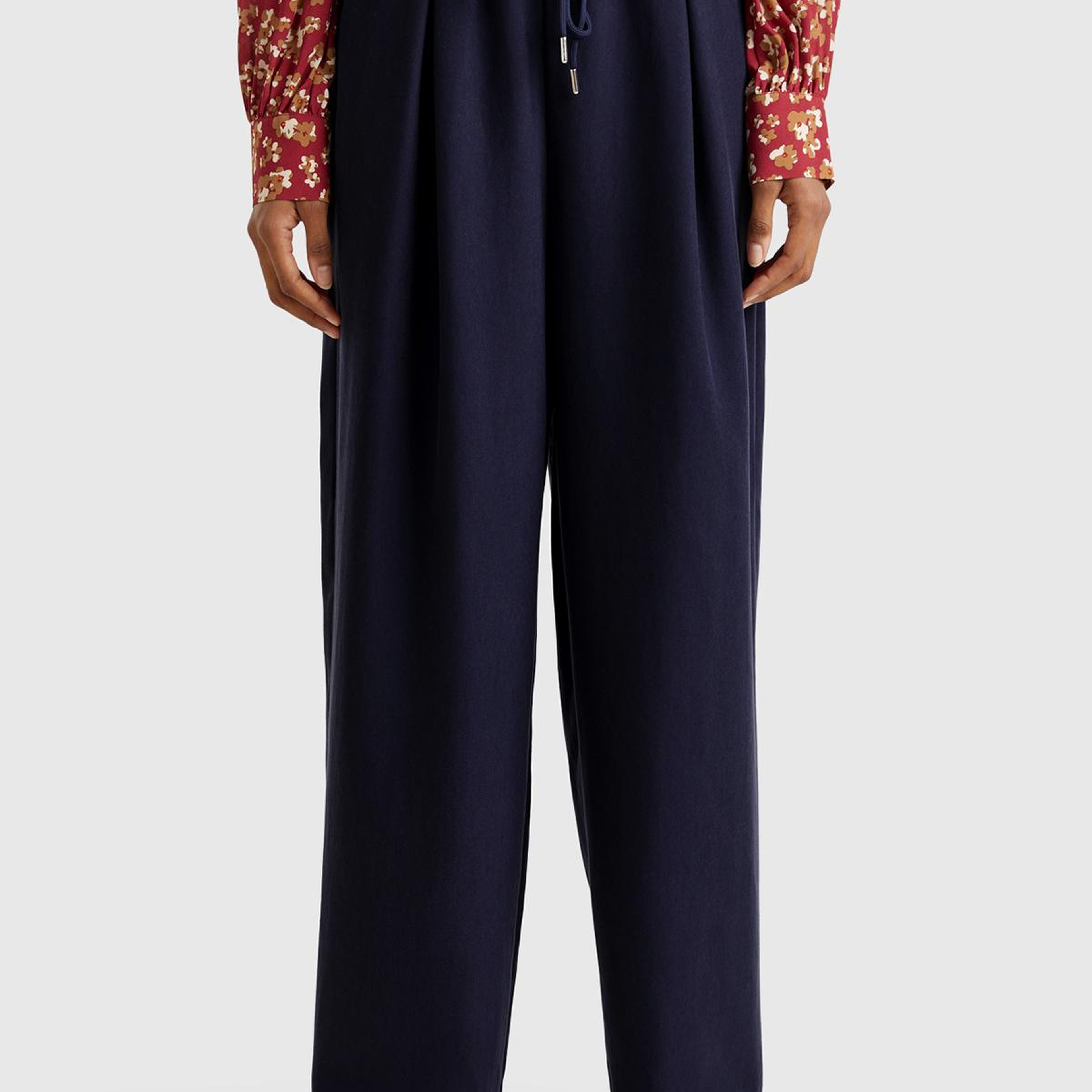 Kadın Lacivert Liyosel Karışımlı Beli Lastikli Geniş Paça Pantolon