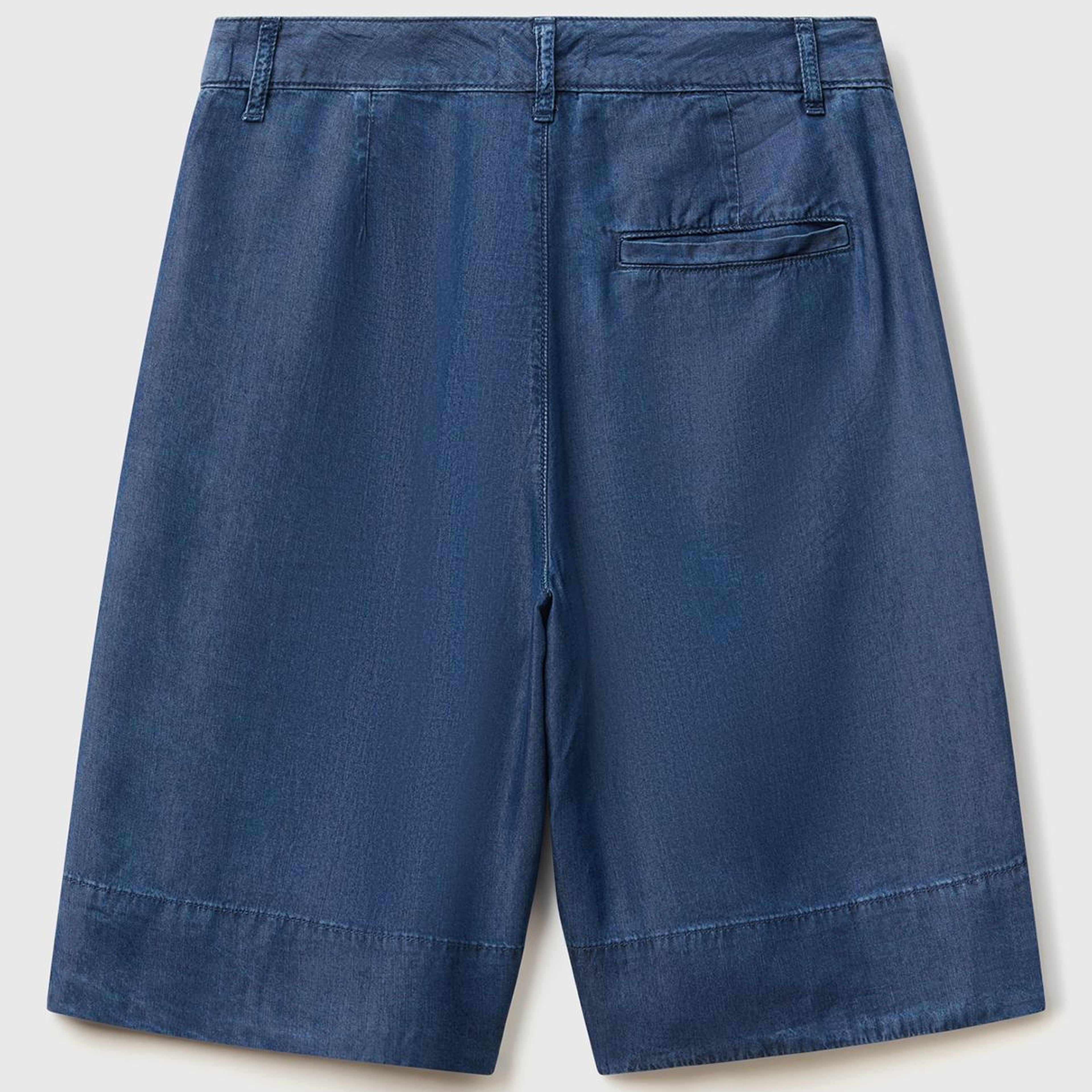 Kadın Koyu Mavi %100 Liyosel Regular Fit Bermuda Diz Üstü Şort