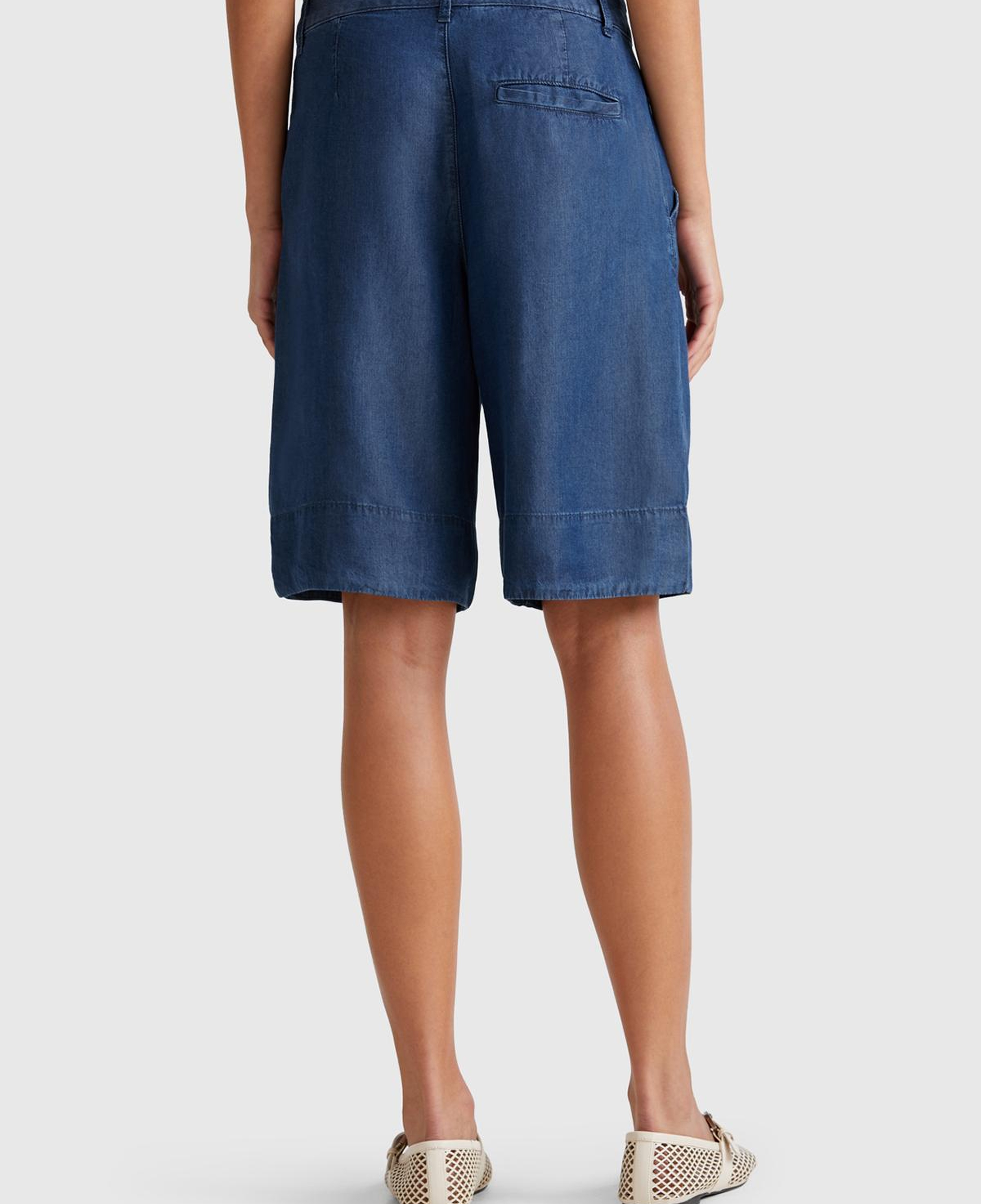 Kadın Koyu Mavi %100 Liyosel Regular Fit Bermuda Diz Üstü Şort