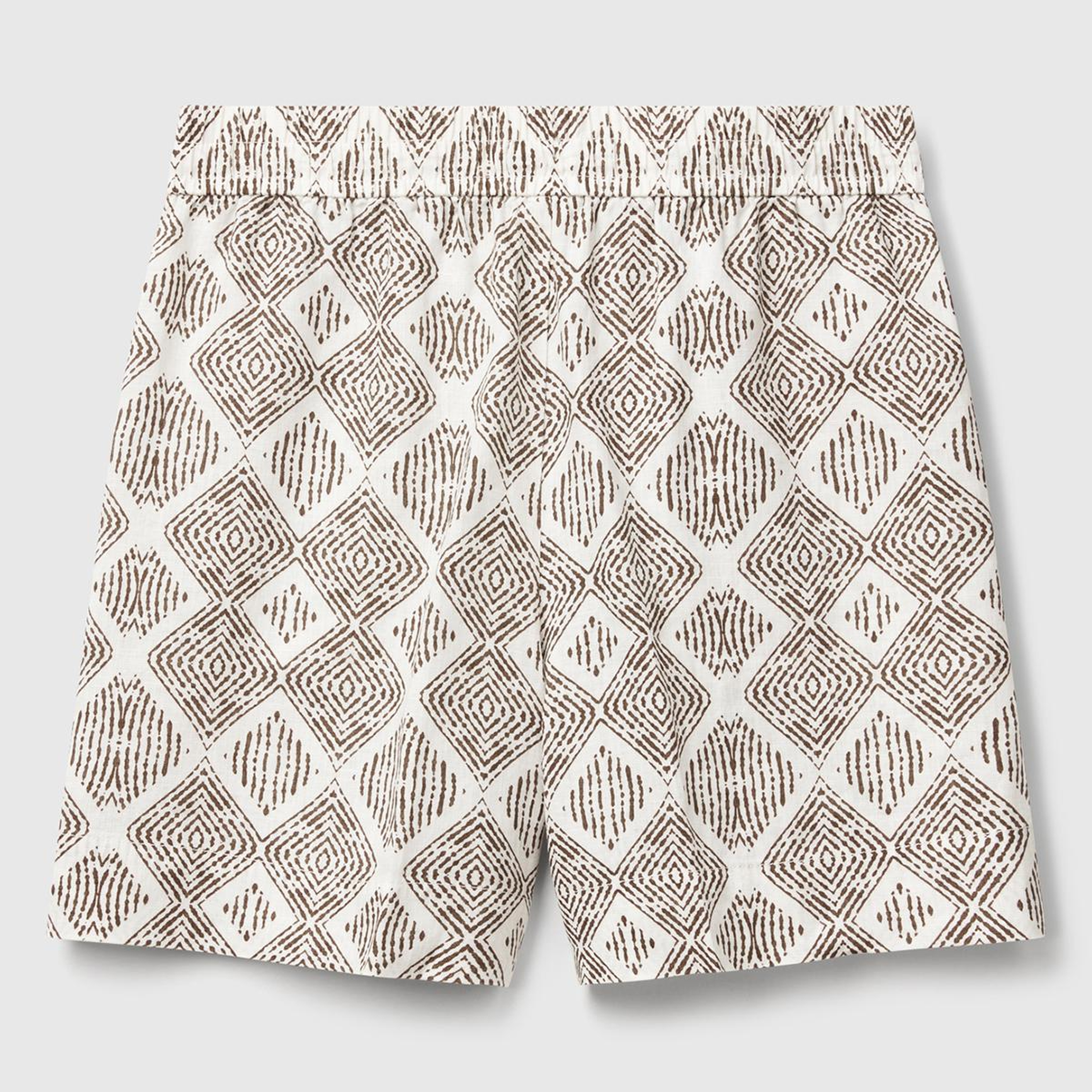 Kadın Beyaz Mix %100 Keten Desenli Beli Lastikli Cepli Şort