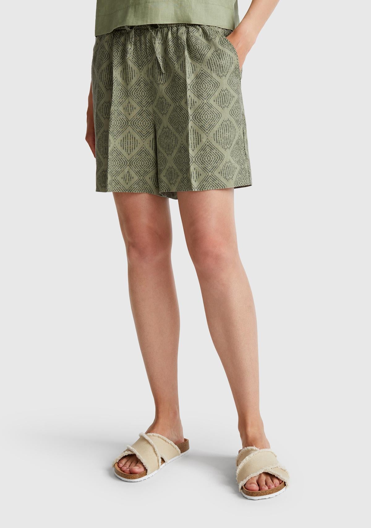 Kadın Haki %100 Keten Desenli Beli Lastikli Cepli Şort