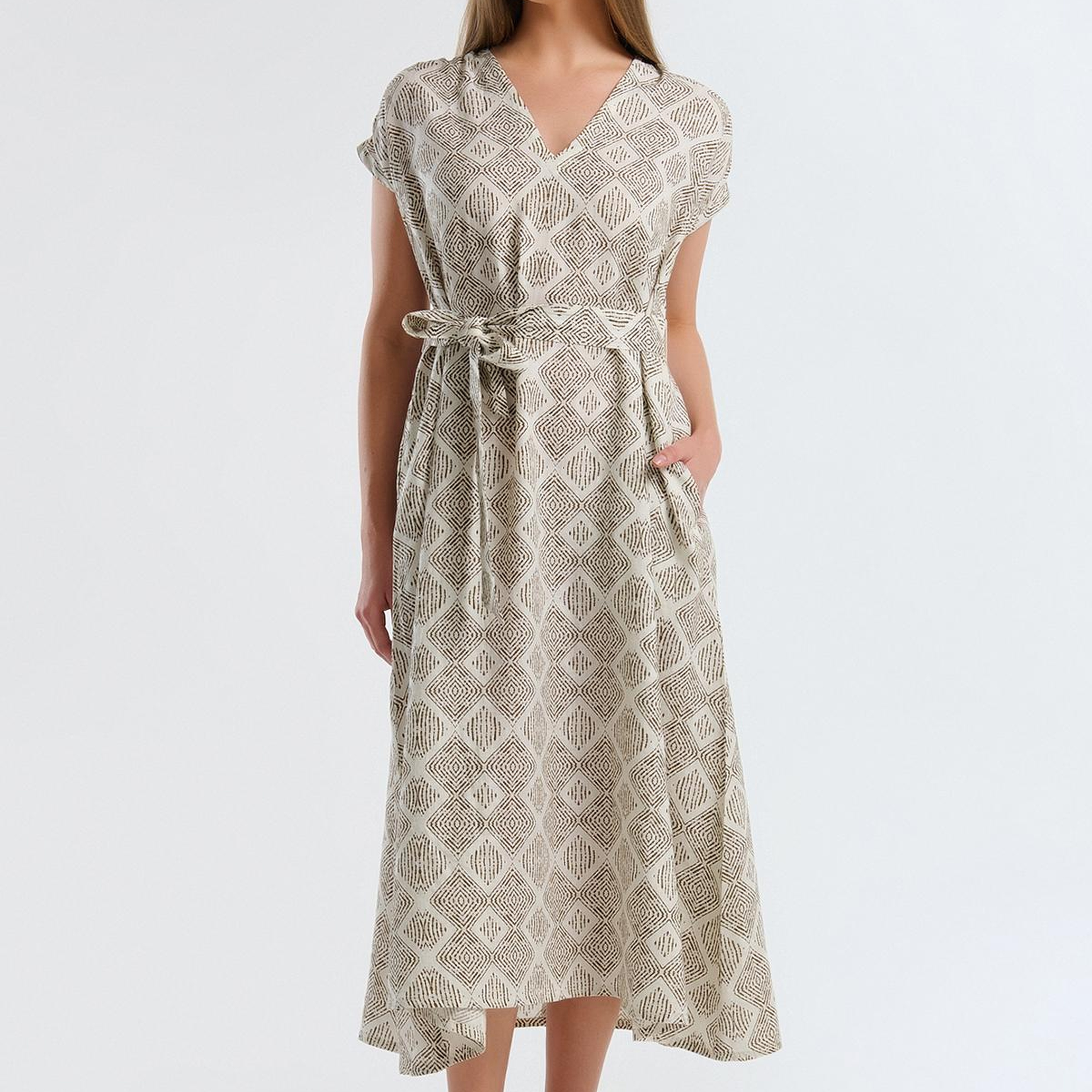 Kadın Beyaz Mix %100 Keten Desenli V Yaka Cepli Uzun Elbise