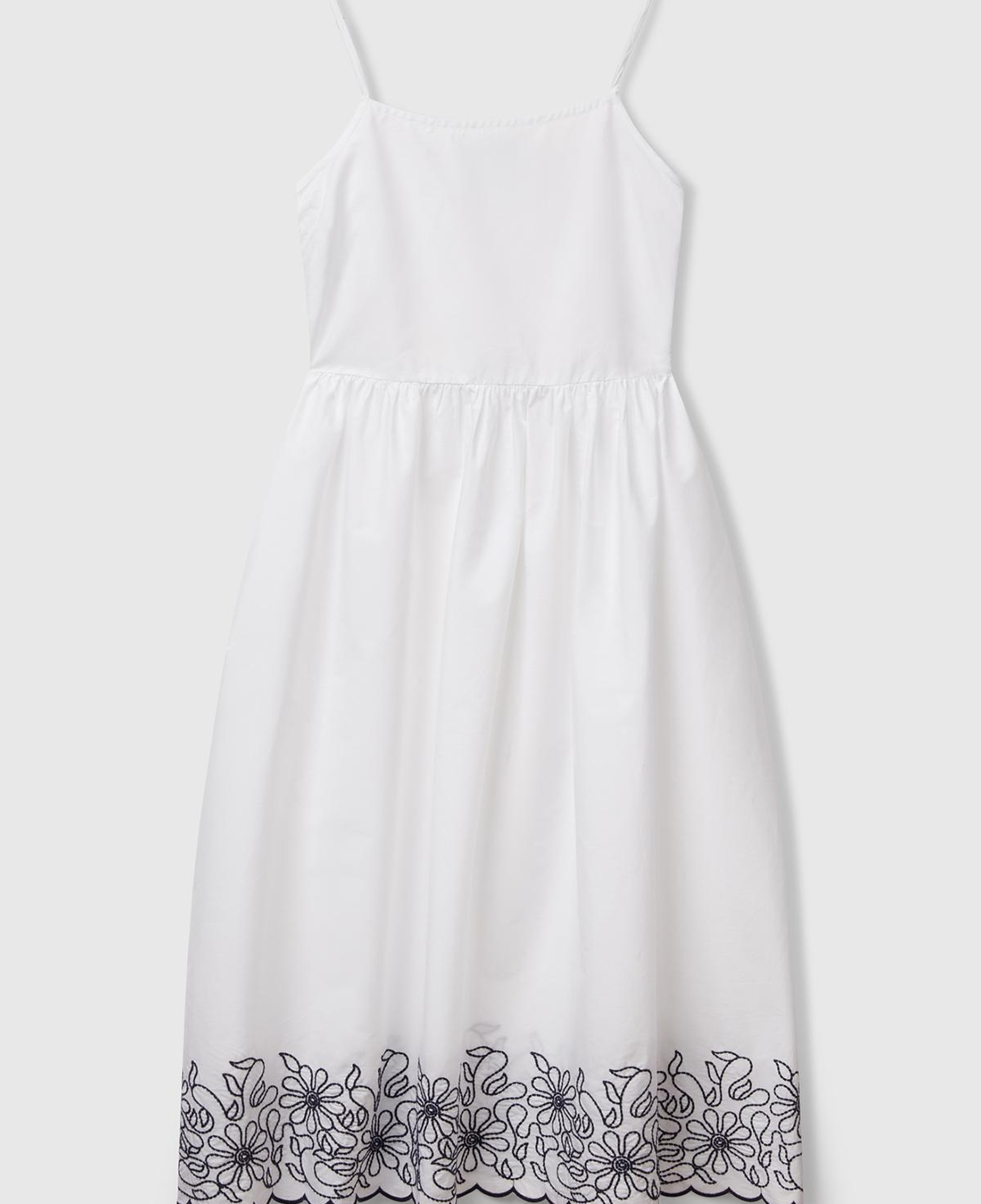 Kadın Beyaz %100 Koton Askılı Etek Ucu İşlemeli Midi Boy Elbise