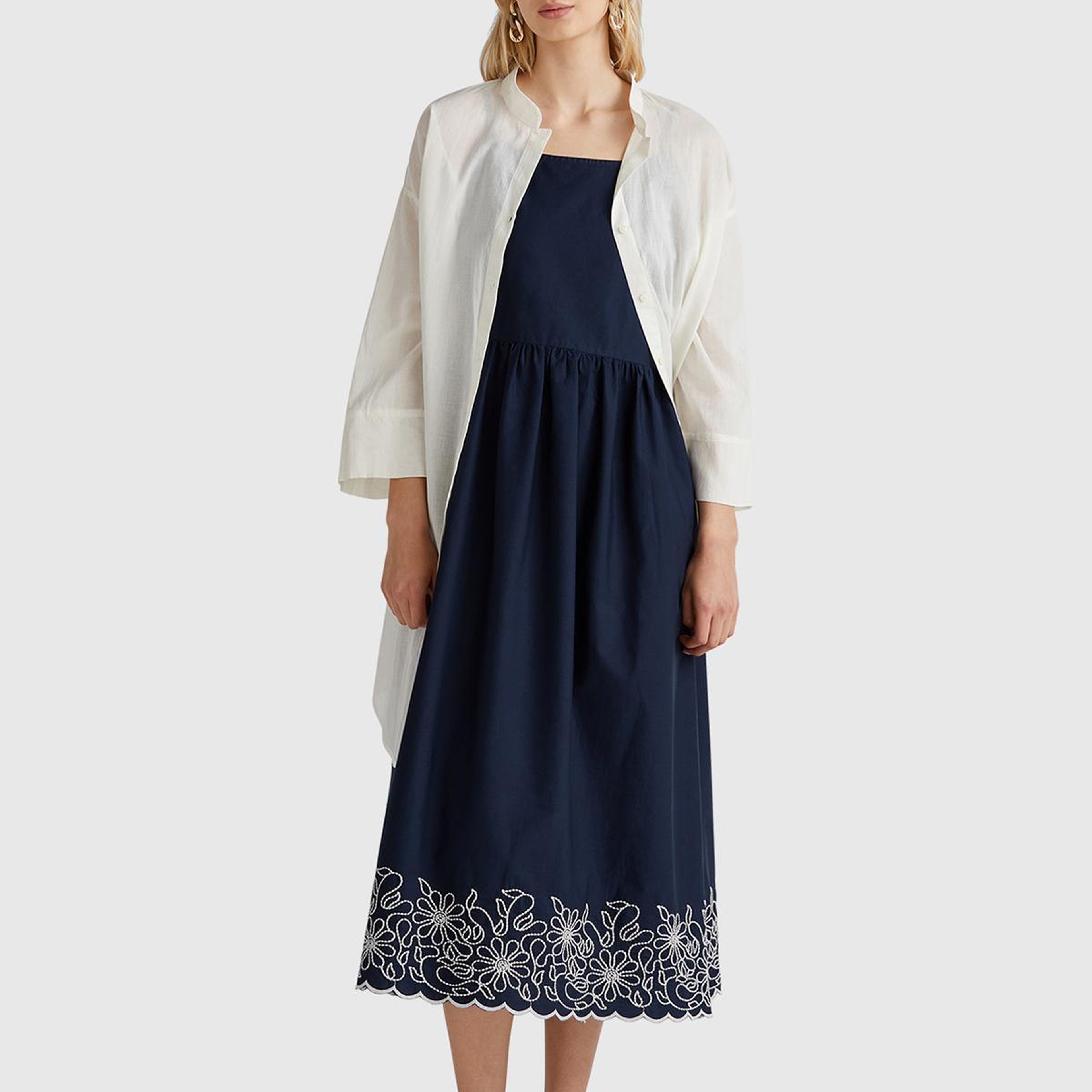 Kadın Lacivert %100 Koton Askılı Etek Ucu İşlemeli Midi Boy Elbise