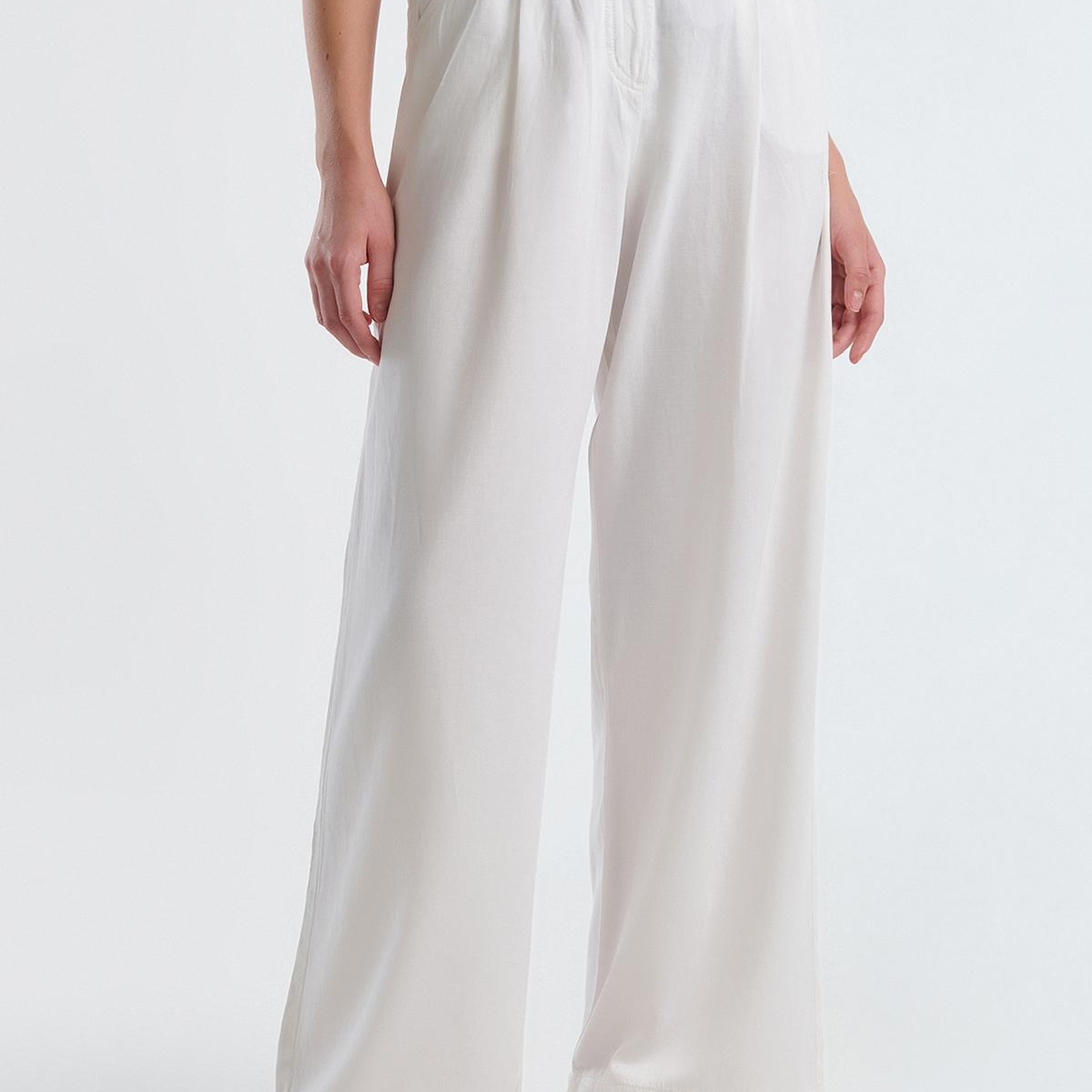 Kadın Beyaz Liyosel Karışımlı Beli Lastikli Geniş Paça Pantolon