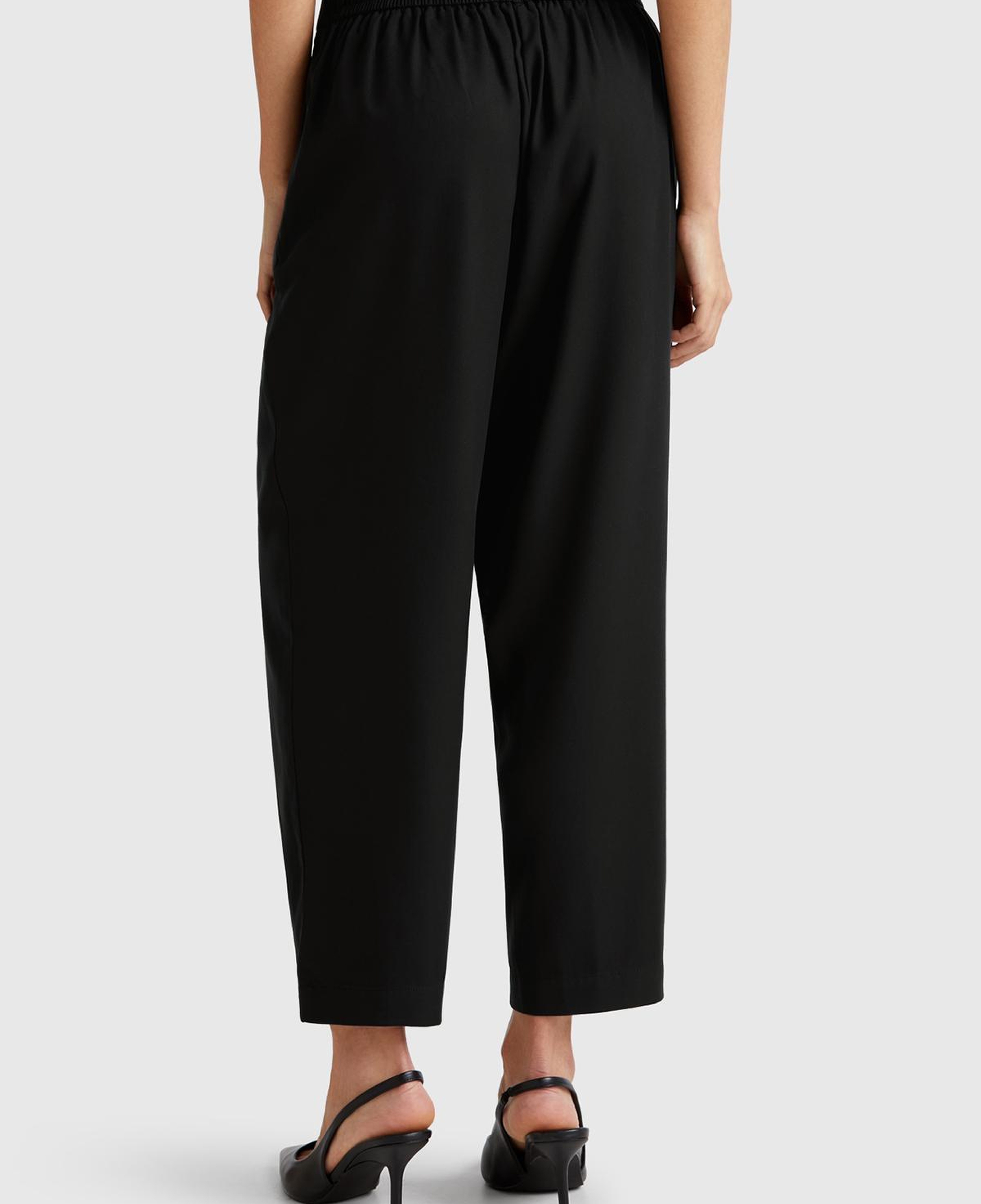 Kadın Siyah %100 Liyosel Beli Lastikli Balon Fit Pantolon