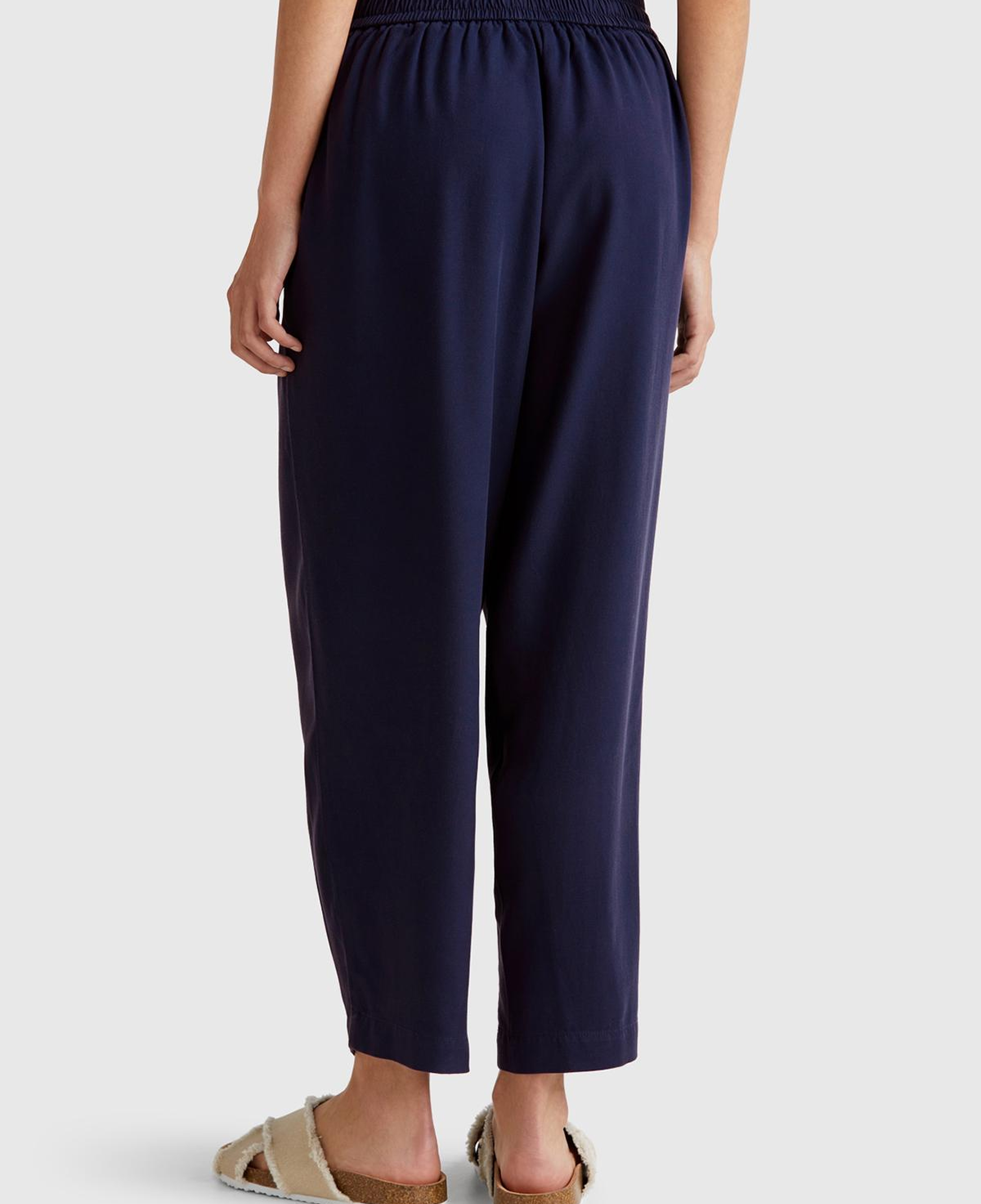 Kadın Lacivert %100 Liyosel Beli Lastikli Balon Fit Pantolon