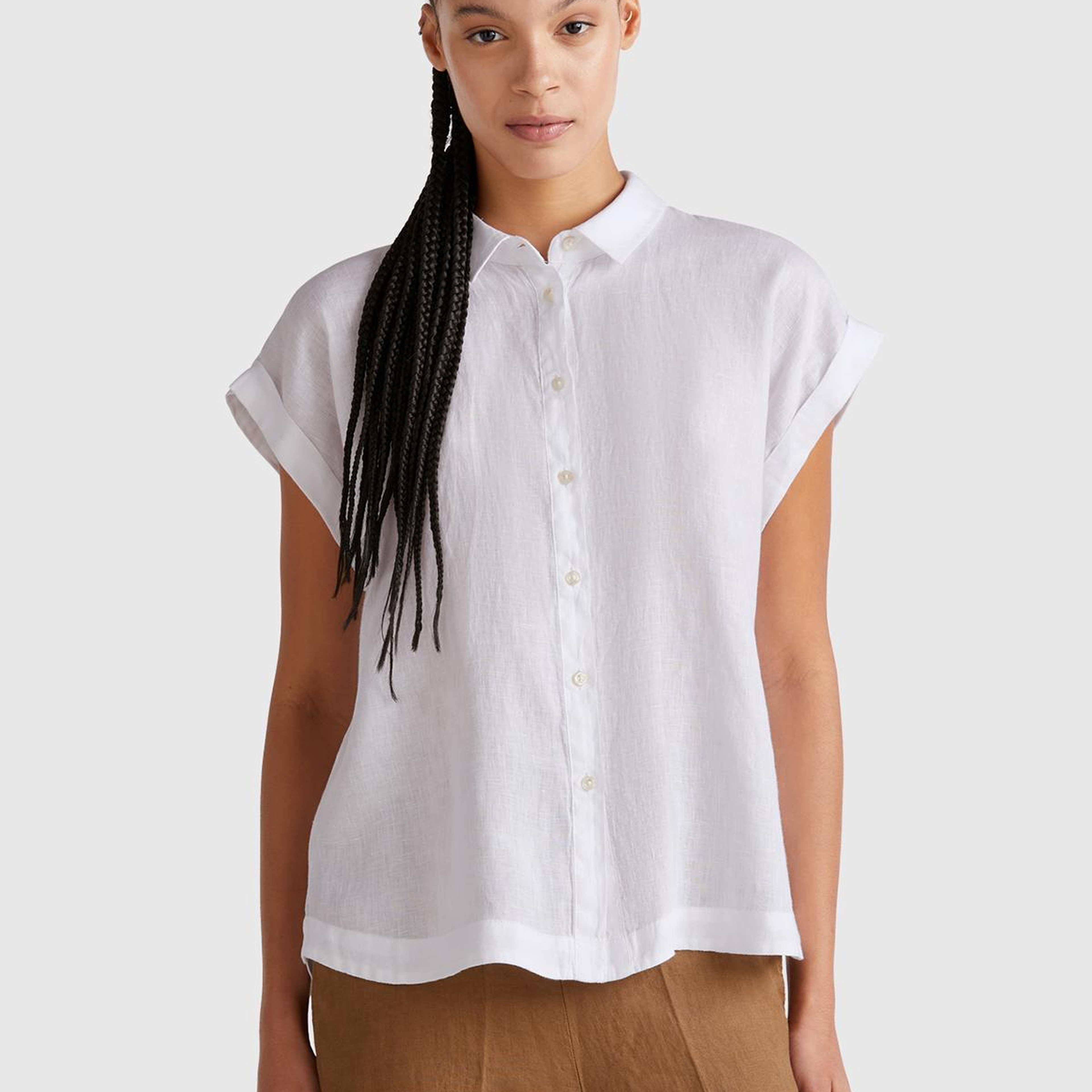 Kadın Beyaz %100 Keten Omuz Detaylı Kısa Kollu Gömlek