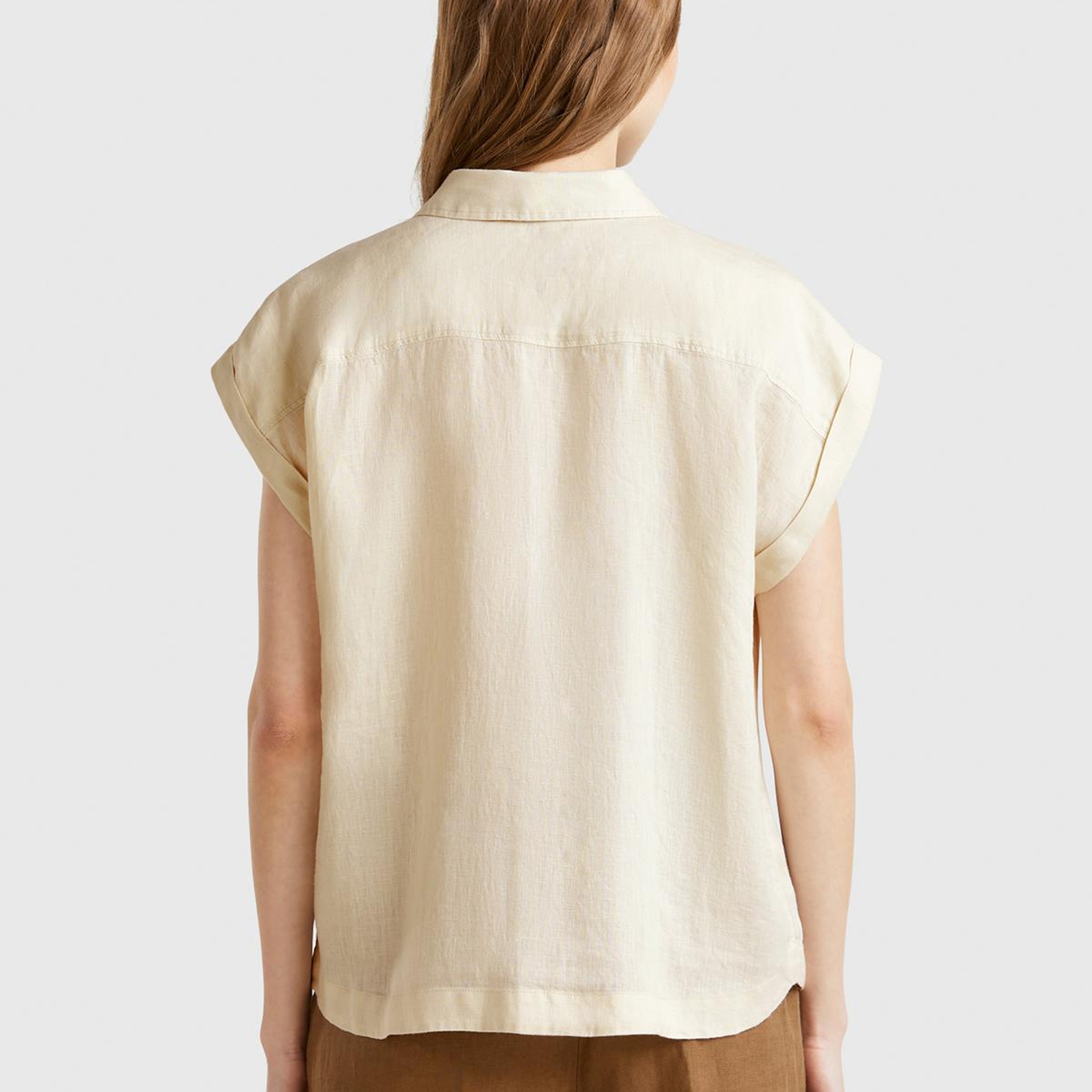 Kadın Taş Rengi %100 Keten Omuz Detaylı Kısa Kollu Gömlek