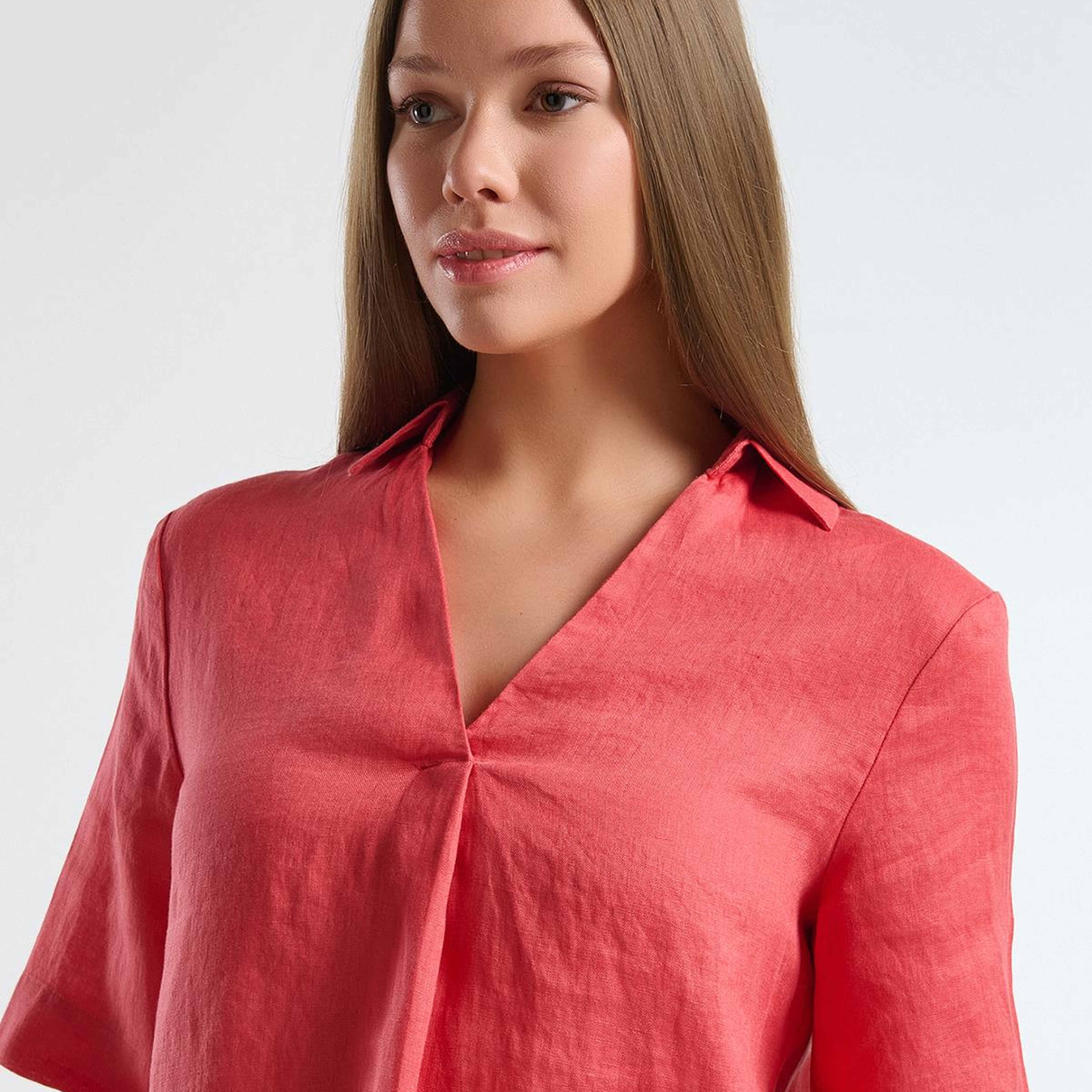 Kadın Mercan %100 Keten Relax Fit V Gömlek Yakalı Kısa Kollu Bluz