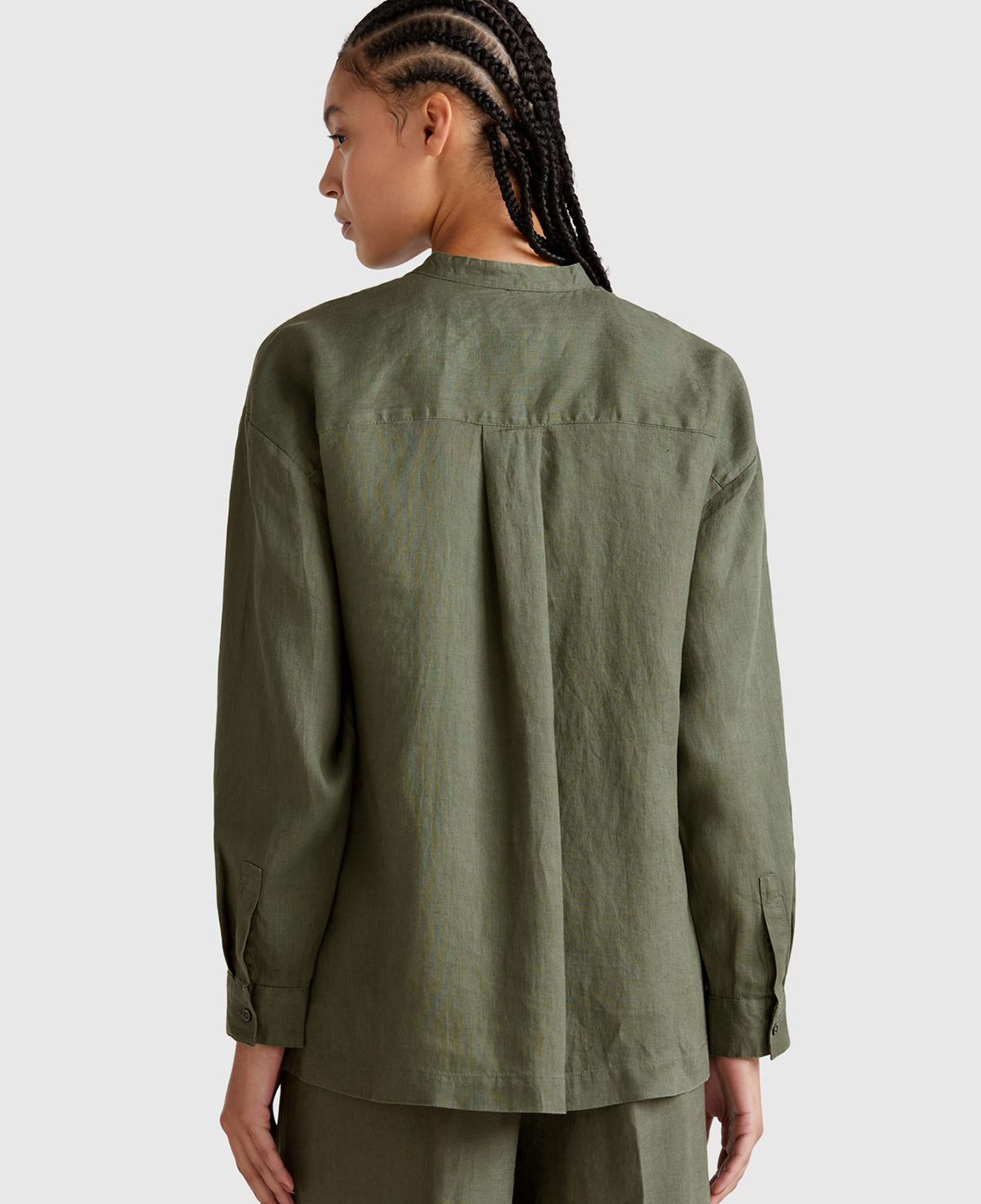 Kadın Haki %100 Keten Sol Önü Cepli Oversize Mandarin Yaka Gömlek
