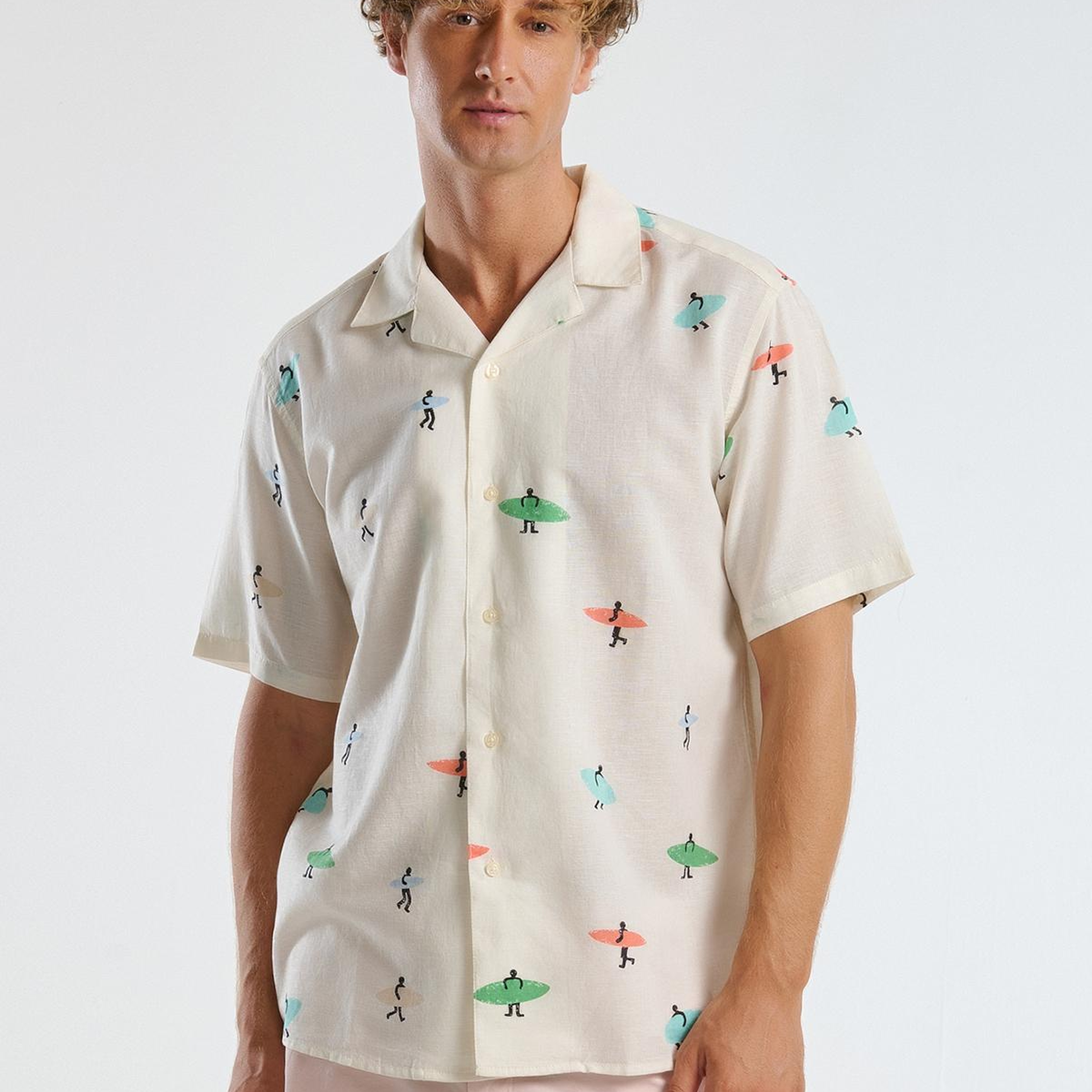 Erkek Beyaz Pamuk Keten Karışımlı Desenli Bowling Yaka Kısa Kollu Gömlek