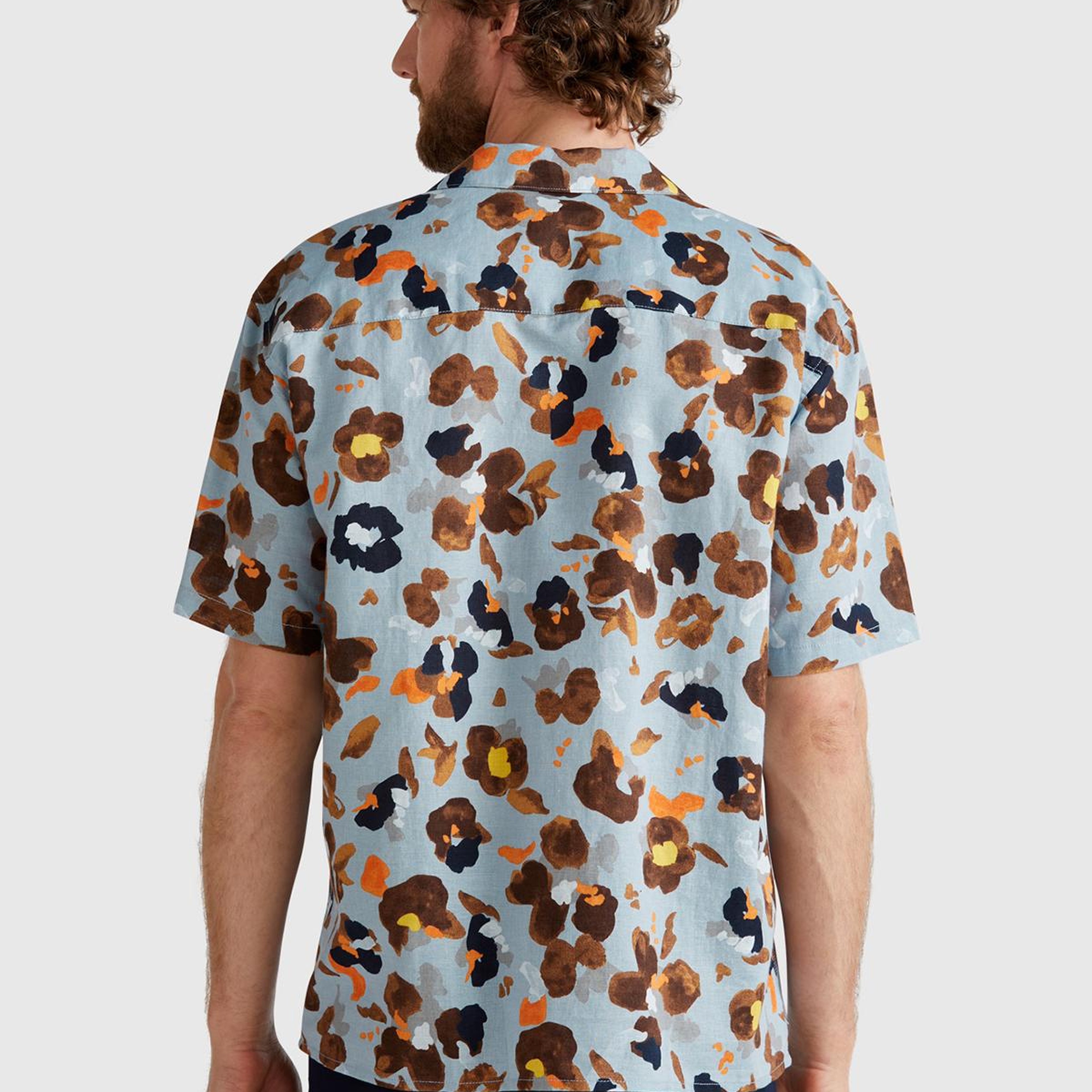 Erkek Açık Mavi Pamuk Keten Karışımlı Desenli Bowling Yaka Kısa Kollu Gömlek