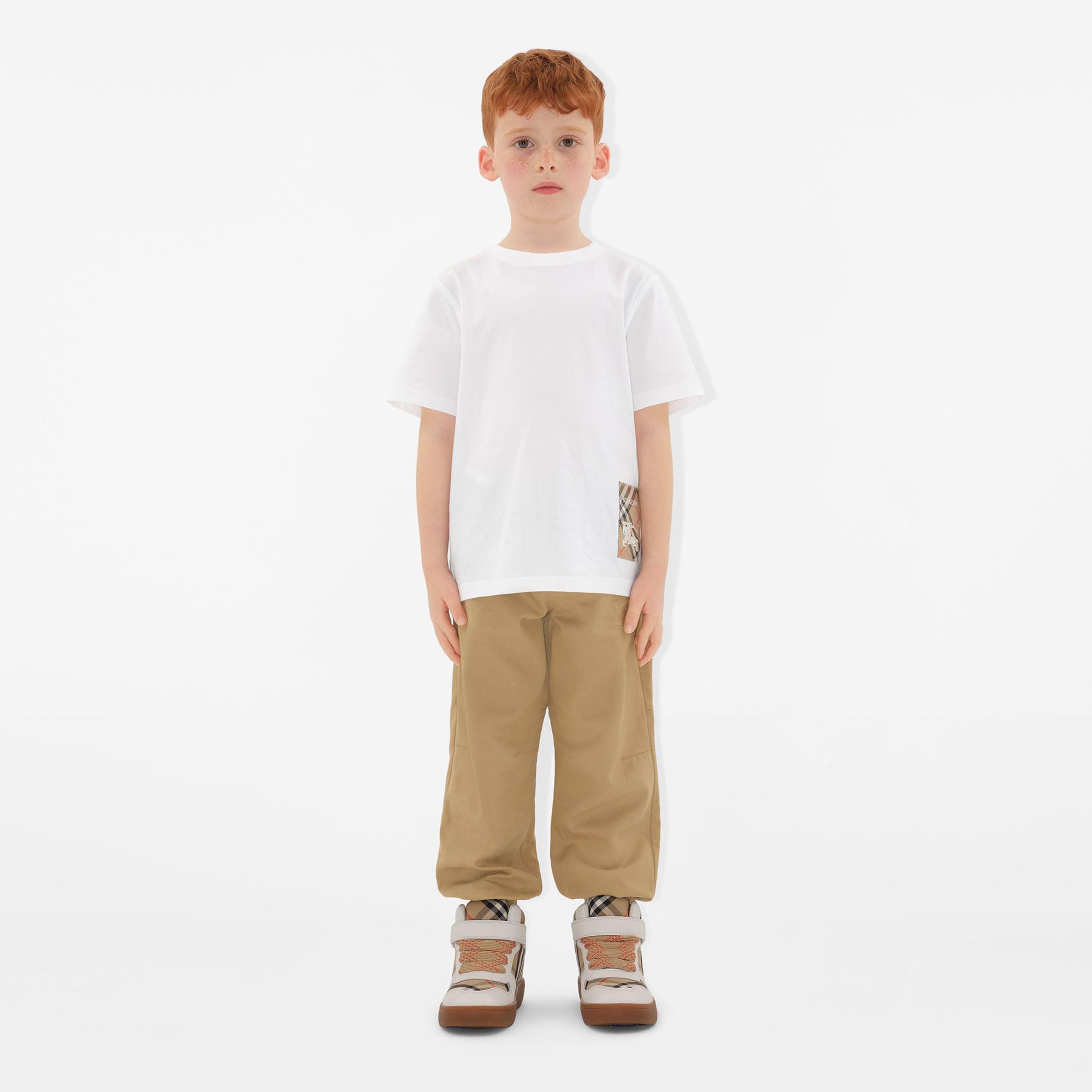 Burberry Cedar Label Cotton Çocuk Beyaz T-Shirt